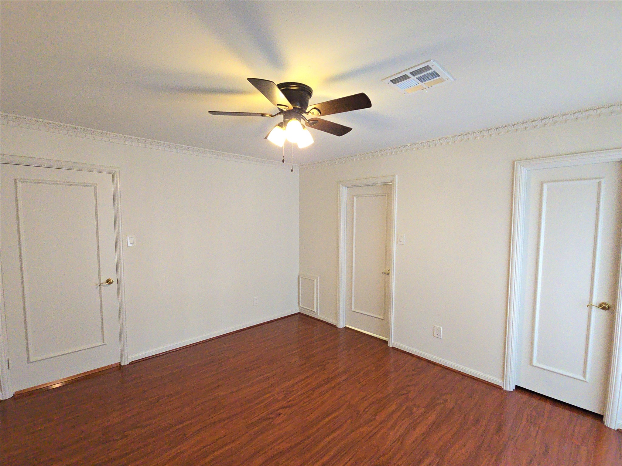 9731 Briar Forest Drive Property Photo 10
