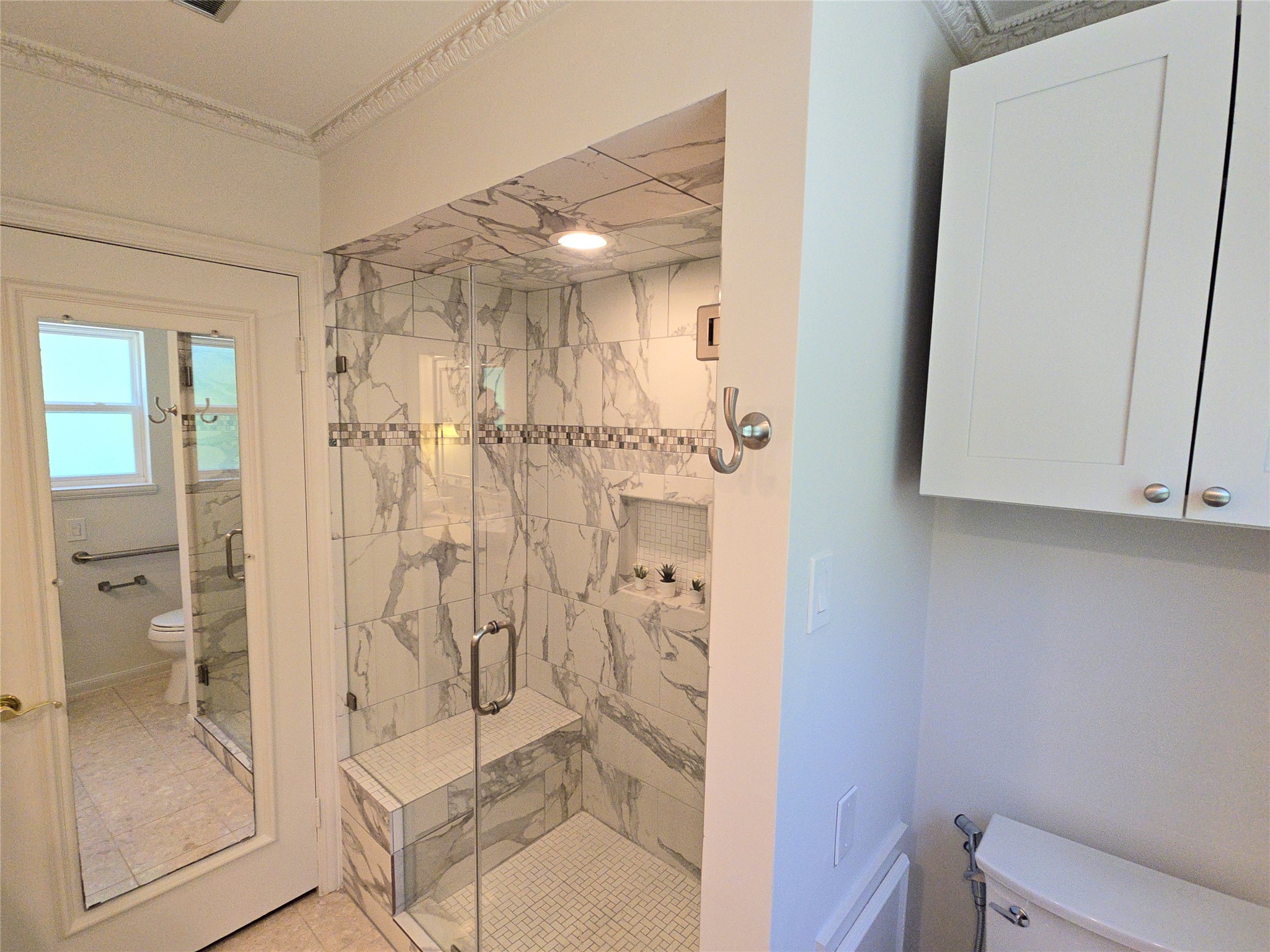 9731 Briar Forest Drive Property Photo 13