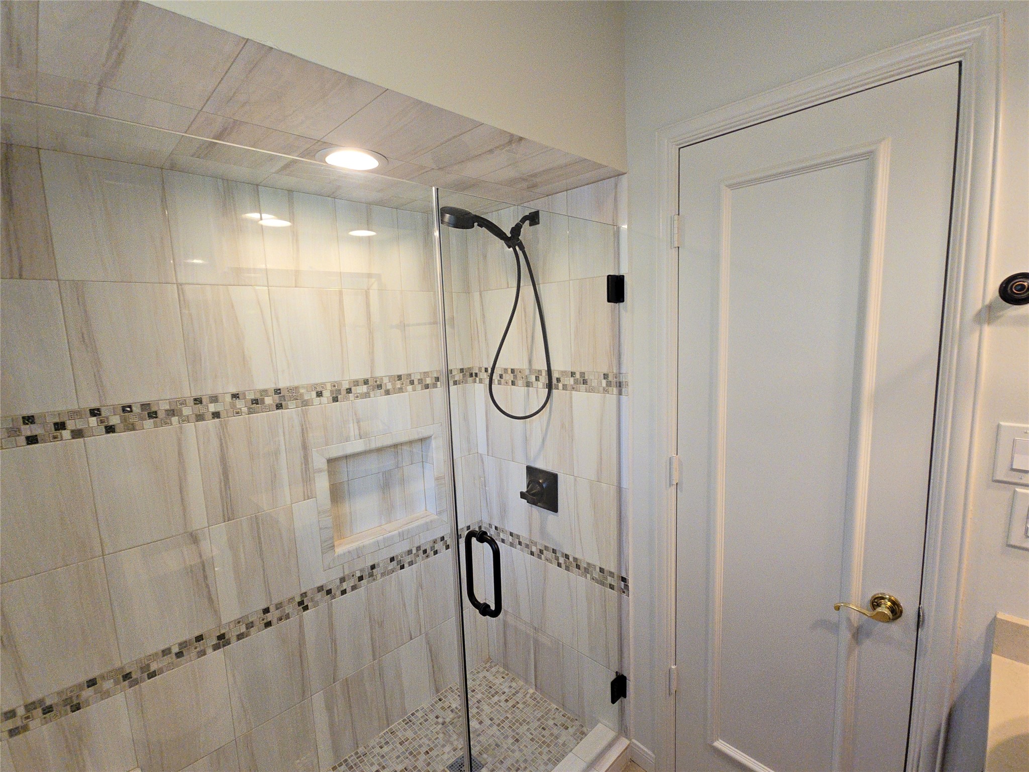 9731 Briar Forest Drive Property Photo 18