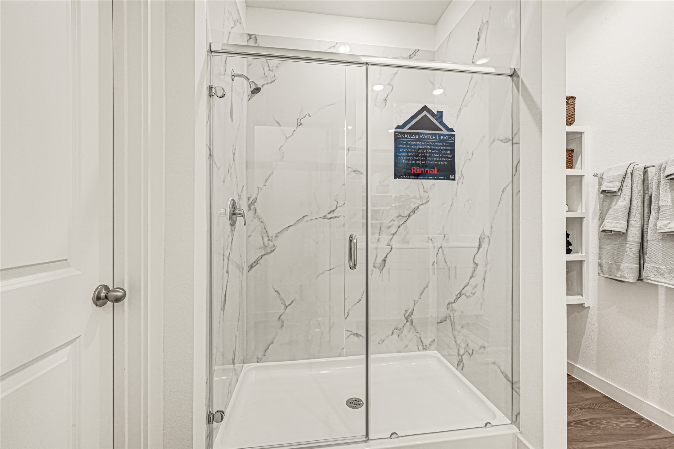 10726 Sage Bend Drive Property Photo 16