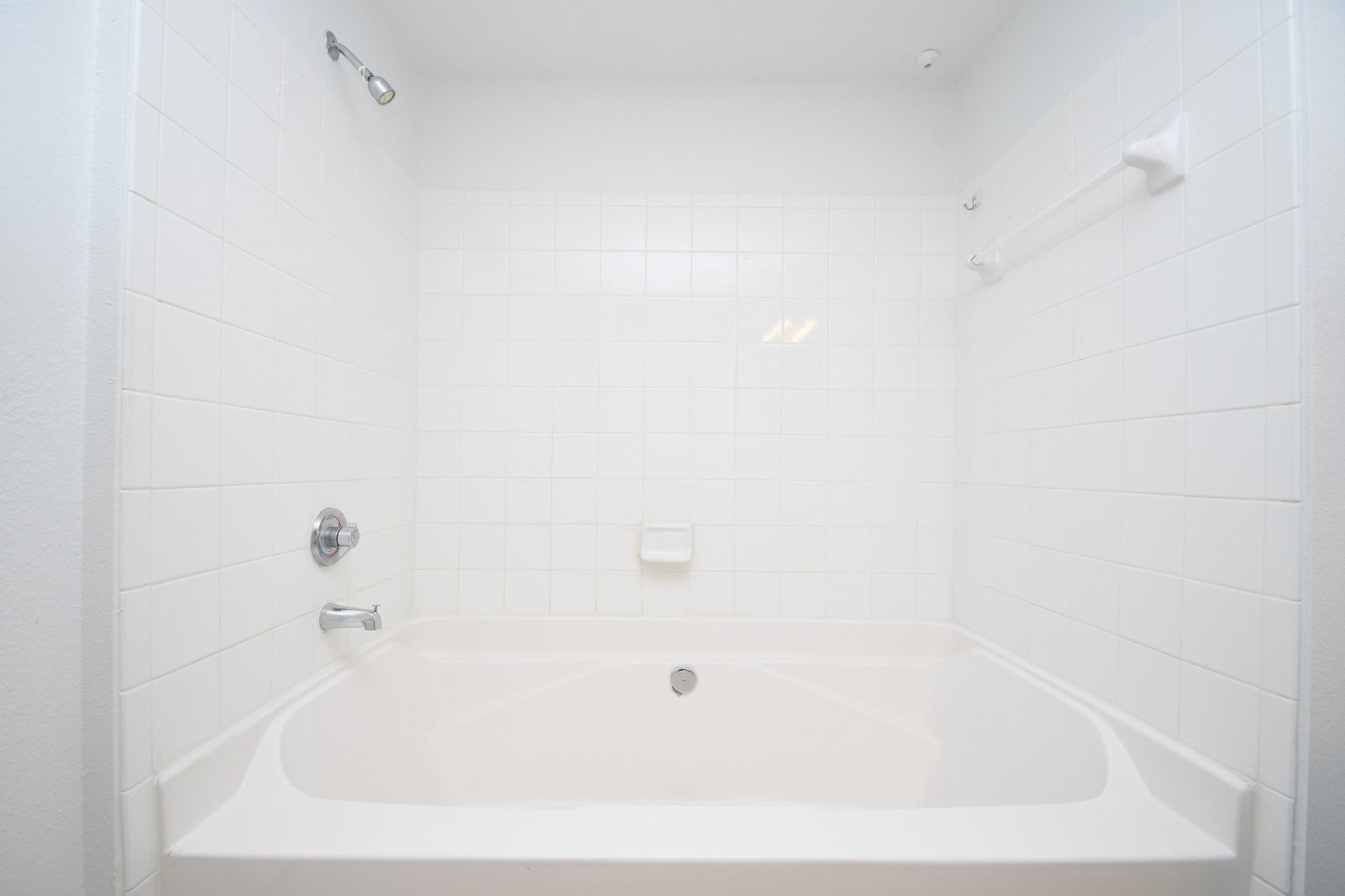 7575 Kirby Drive 1407 Property Photo 9