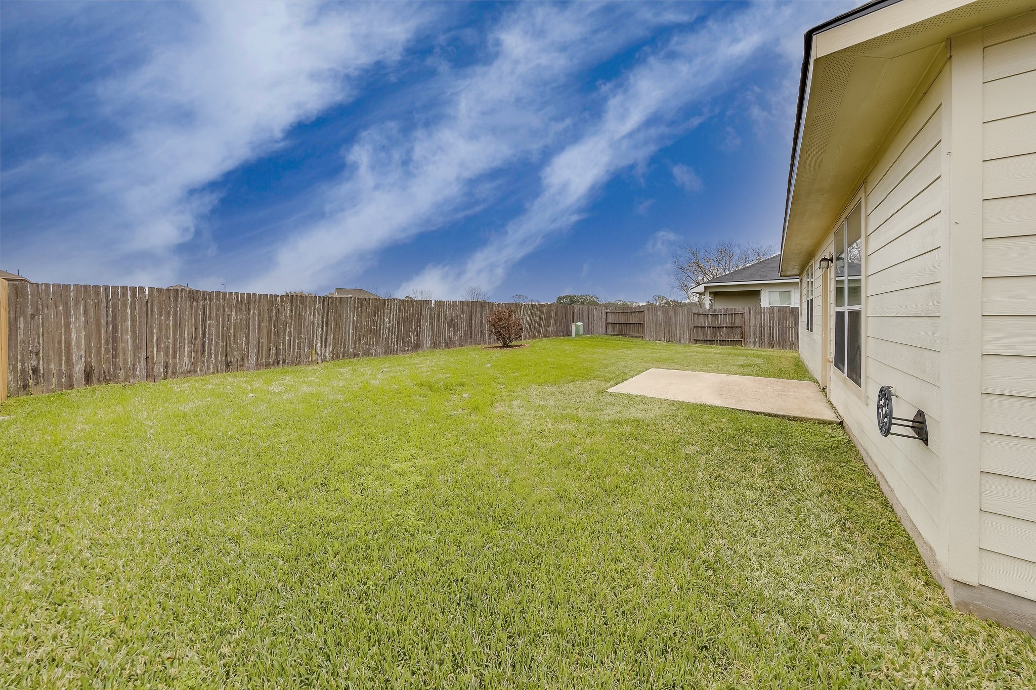 3503 Cypress Landing Court Property Photo 5