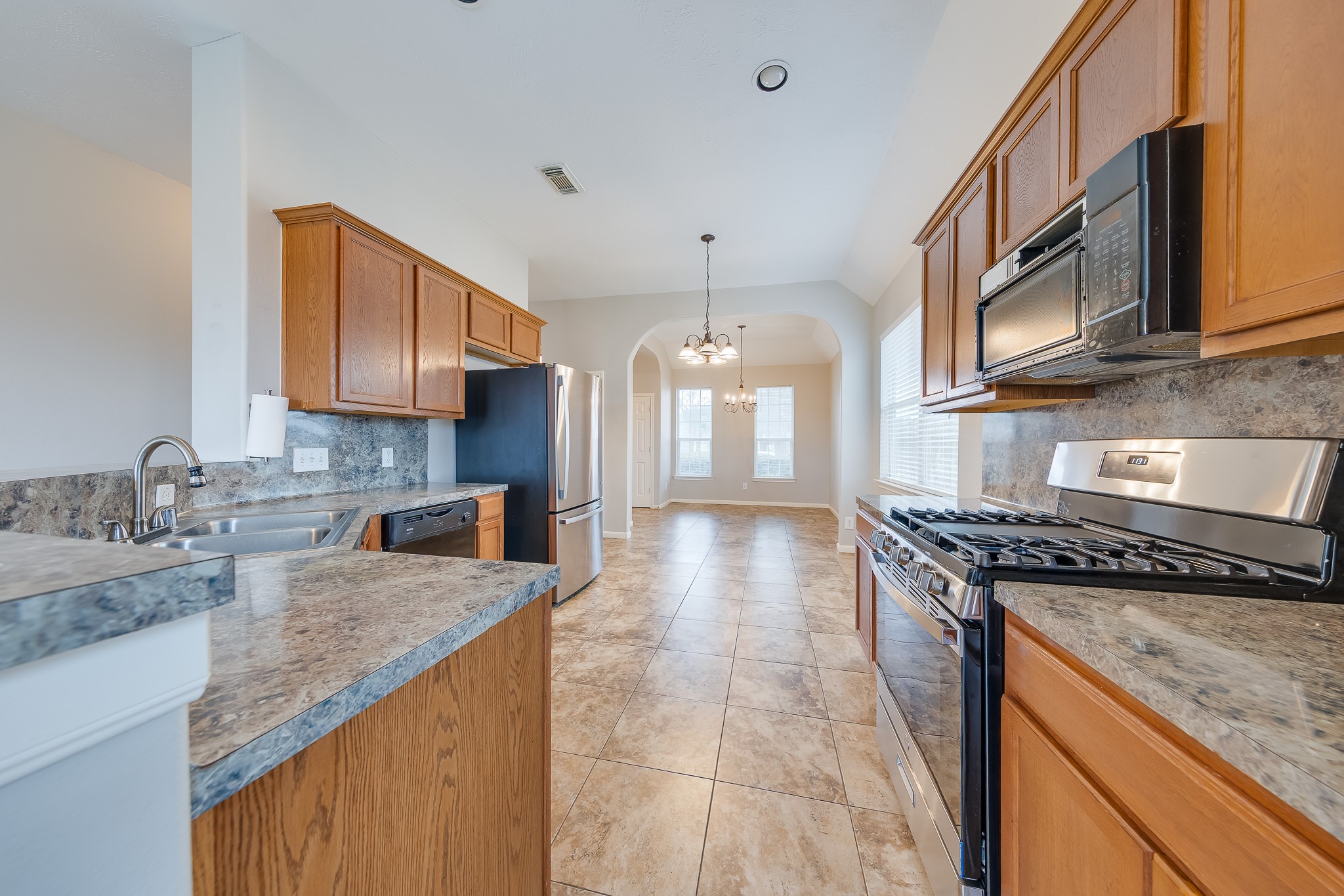 3503 Cypress Landing Court Property Photo 11
