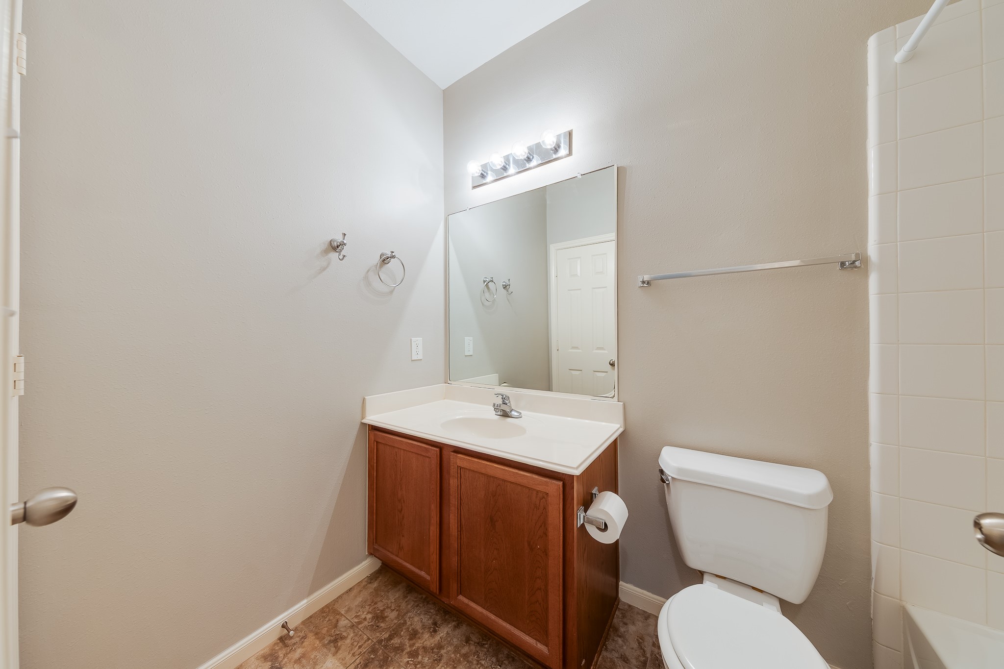 3503 Cypress Landing Court Property Photo 24