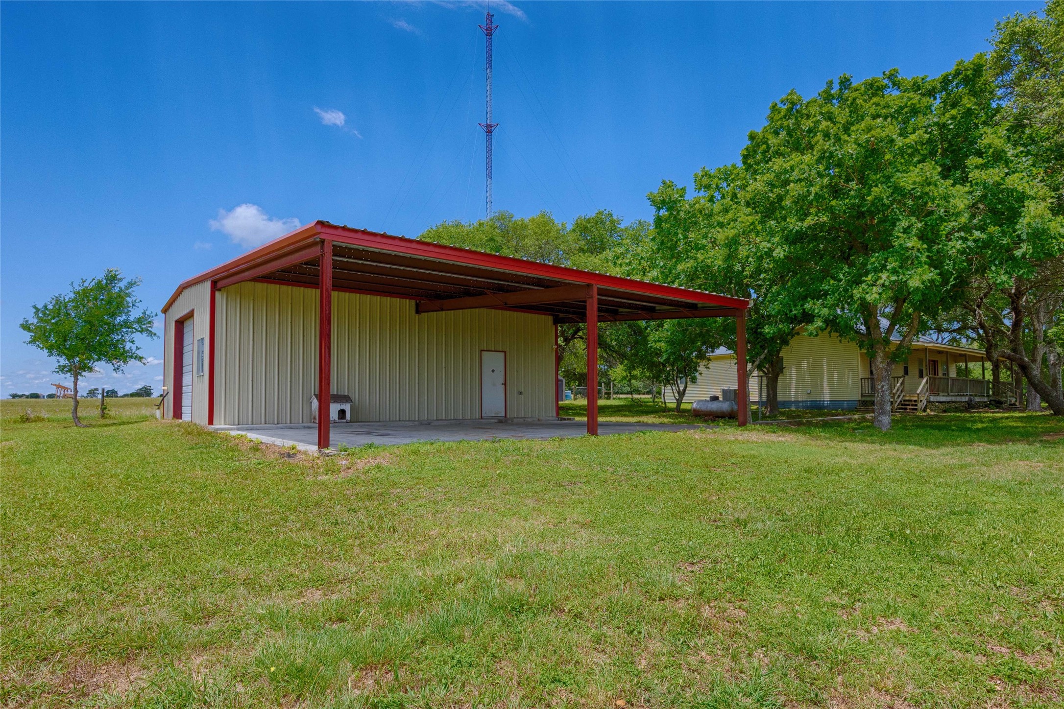 3814 Maeker Road Property Photo 2