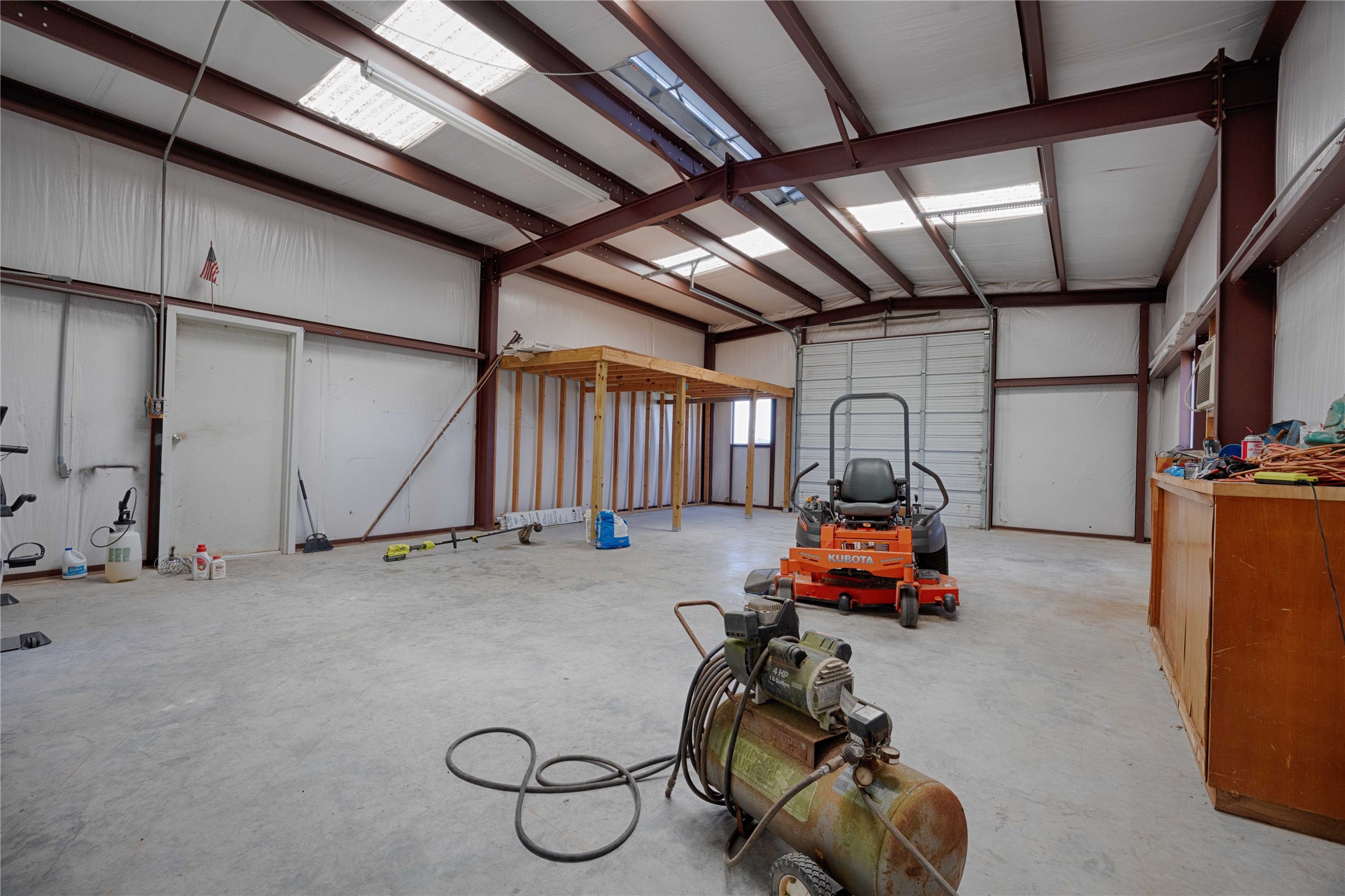 3814 Maeker Road Property Photo 4