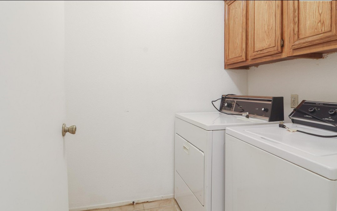 10802 Sashay Drive Property Photo 13