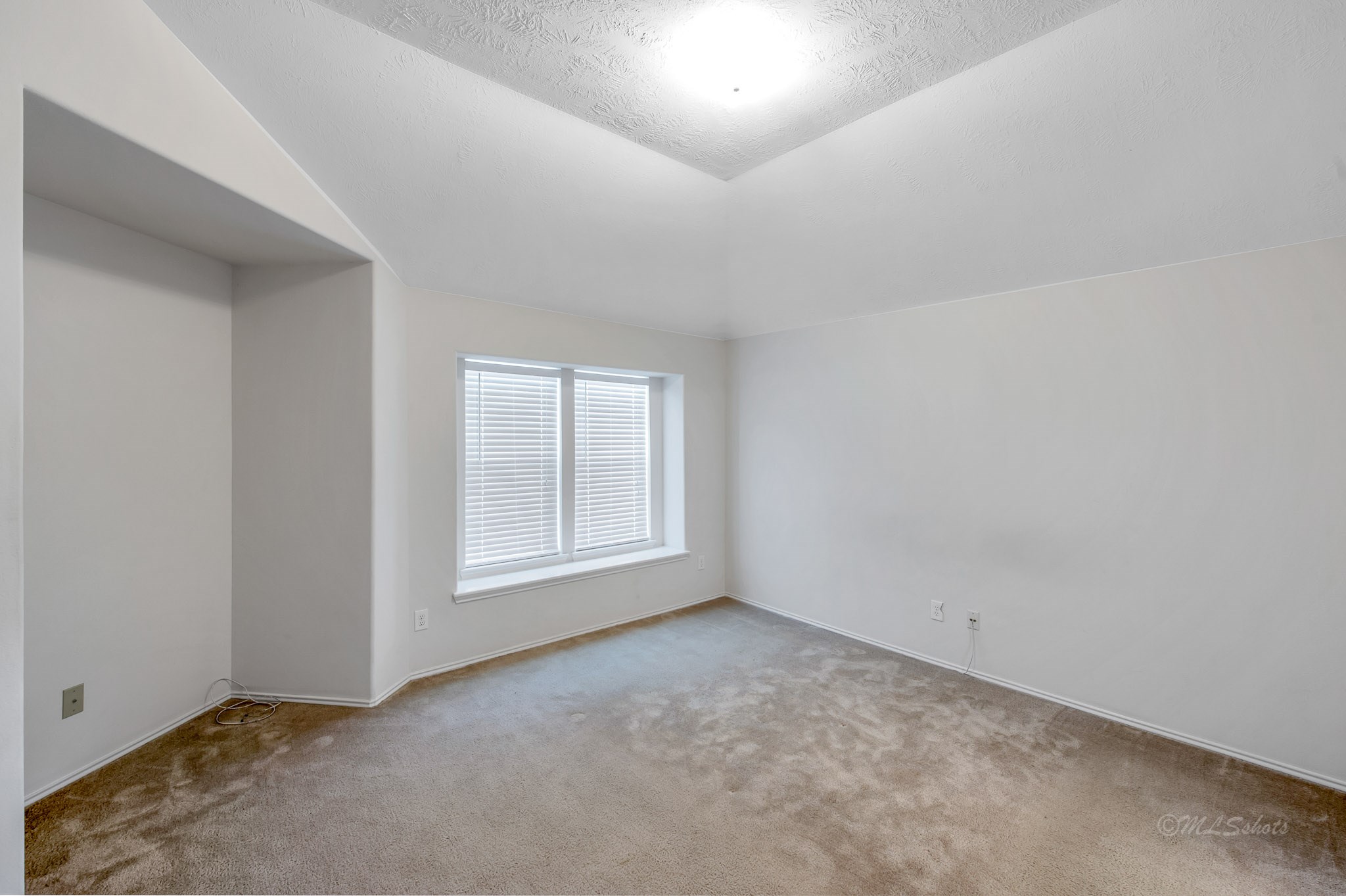20103 Ray Falls Drive Property Photo 17