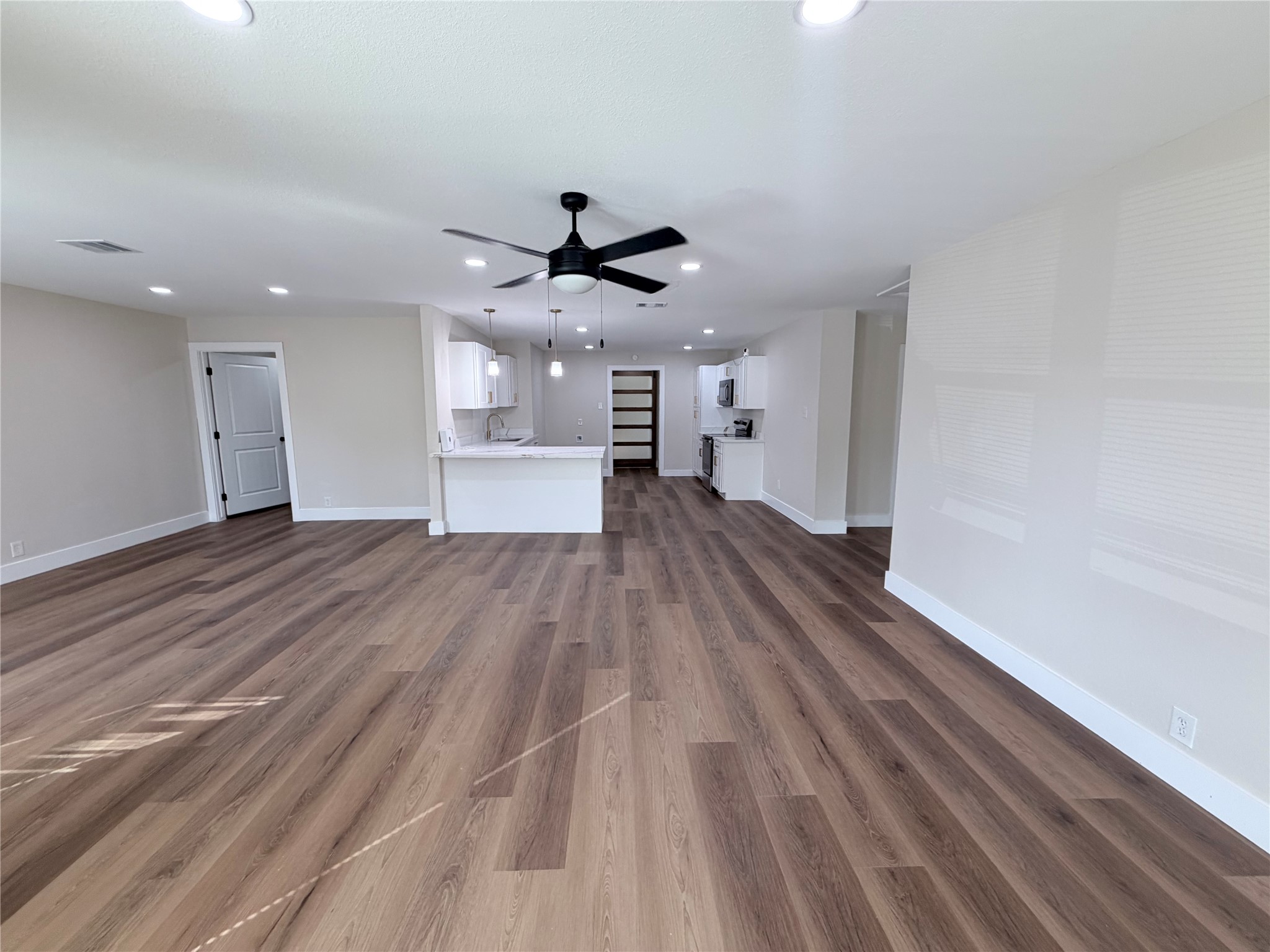 3727 Yosemite Street Property Photo 8