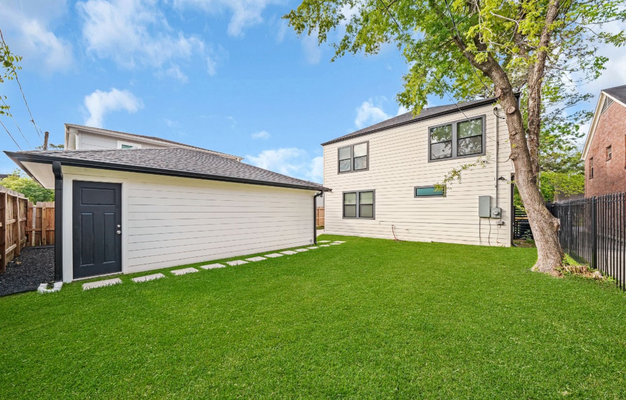 3021 Prospect Street Property Photo 19