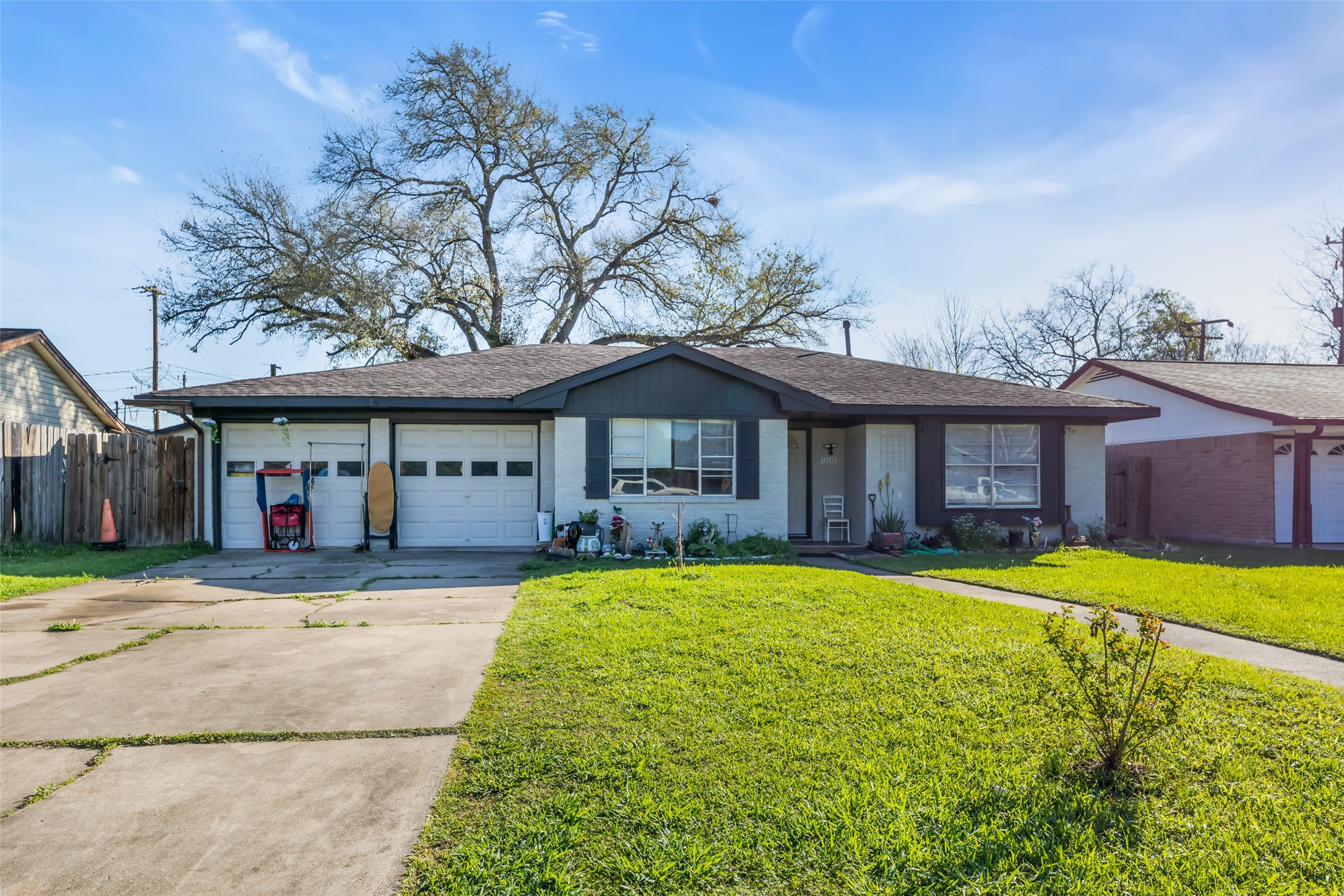 819 Hackberry Street Property Photo 1