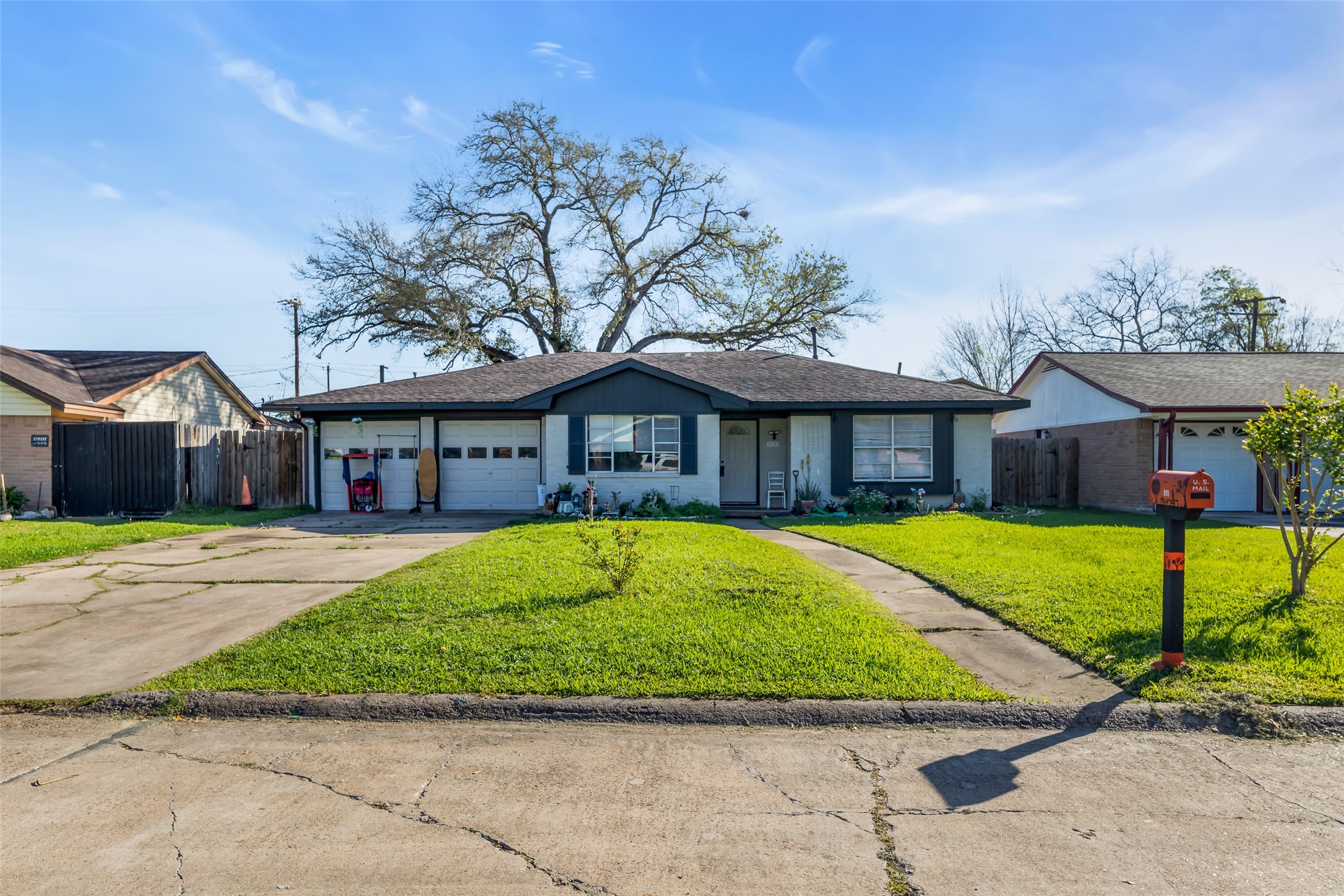 819 Hackberry Street Property Photo 7