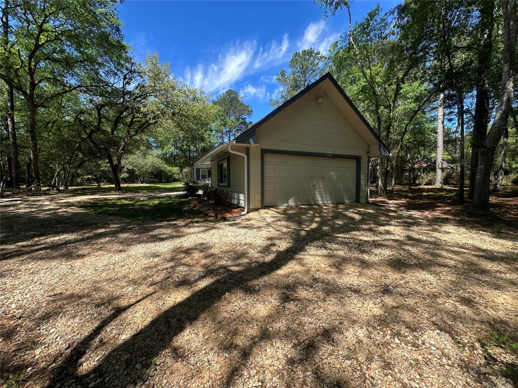 9239 Walnut Road Property Photo 4