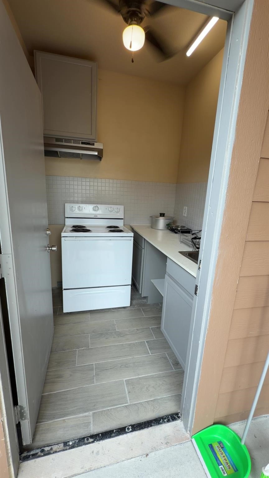 6303 Scotchwood Drive A Property Photo 5