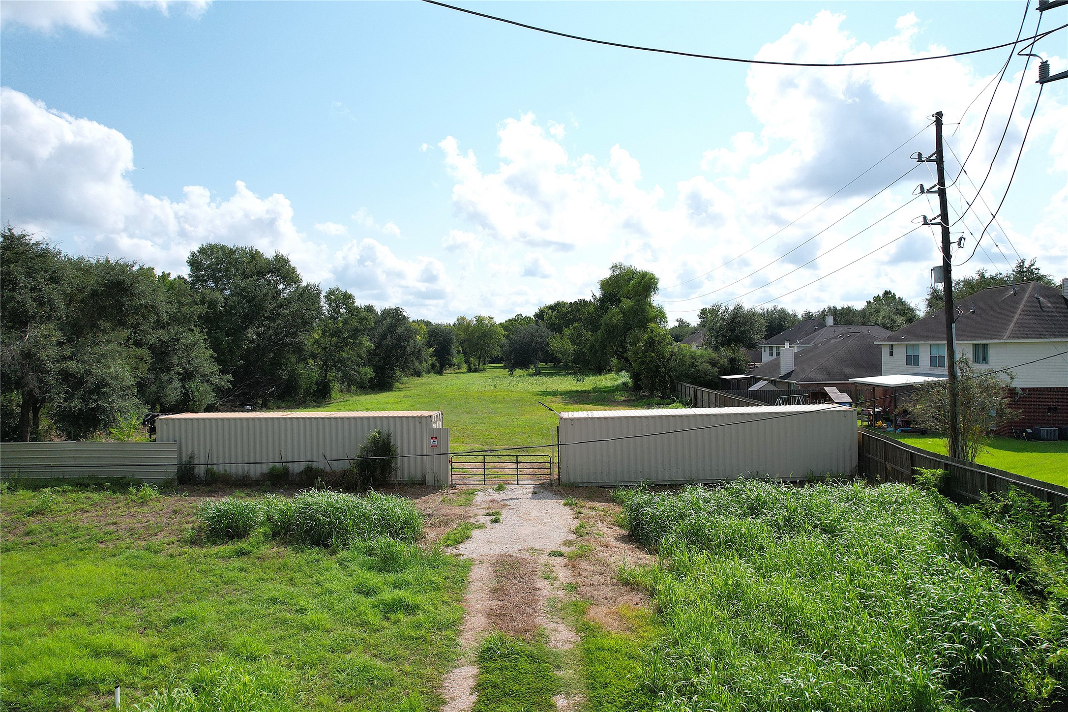 3733 Soho Drive Property Photo 8