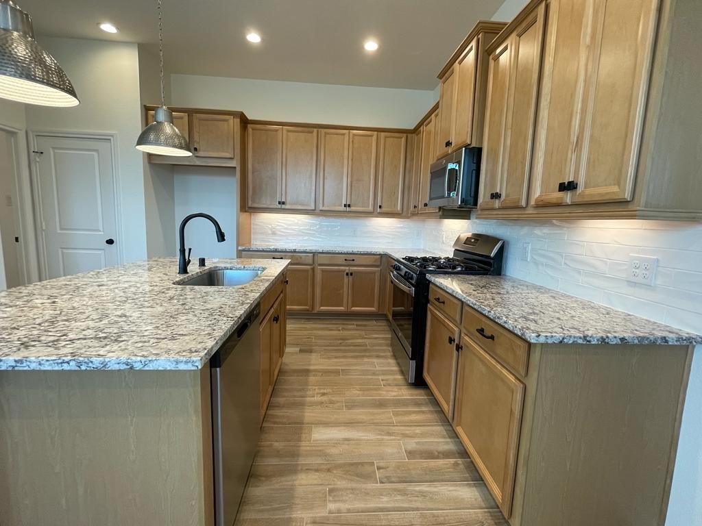 639 Silver Pear Court Property Photo 10