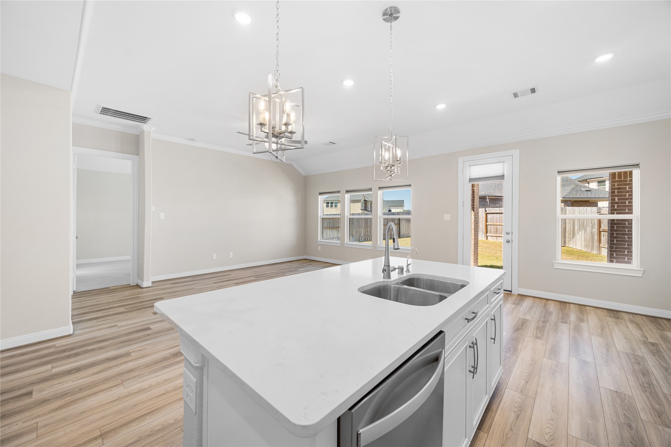 17681 Rosette Grass Drive Property Photo 7