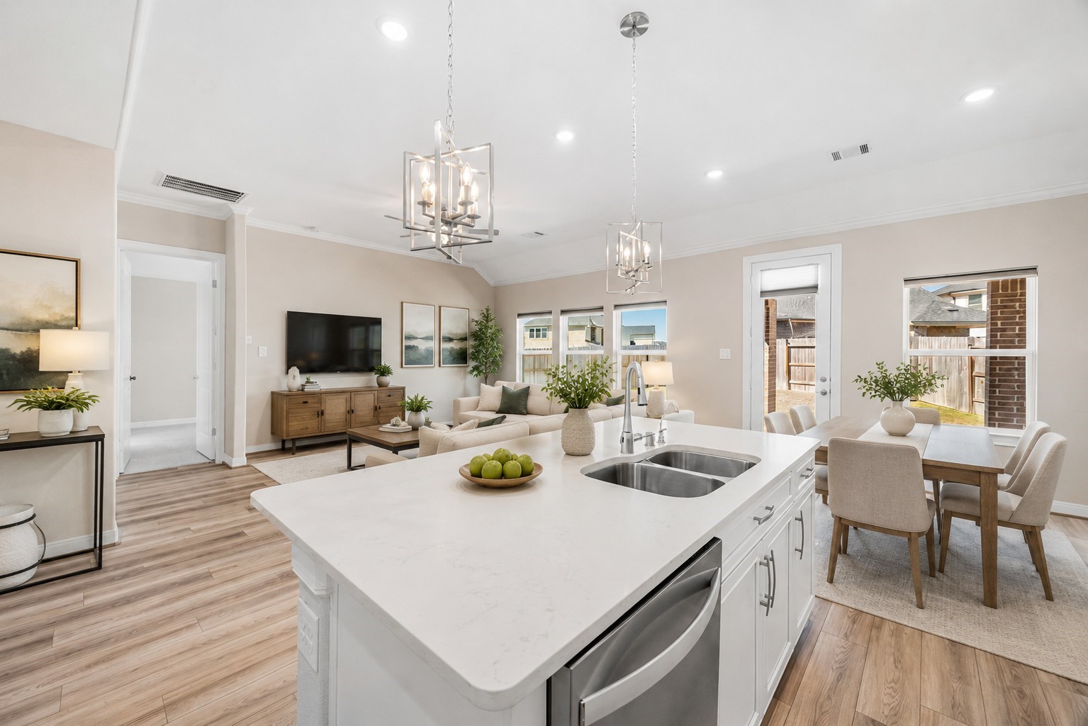 17681 Rosette Grass Drive Property Photo 8