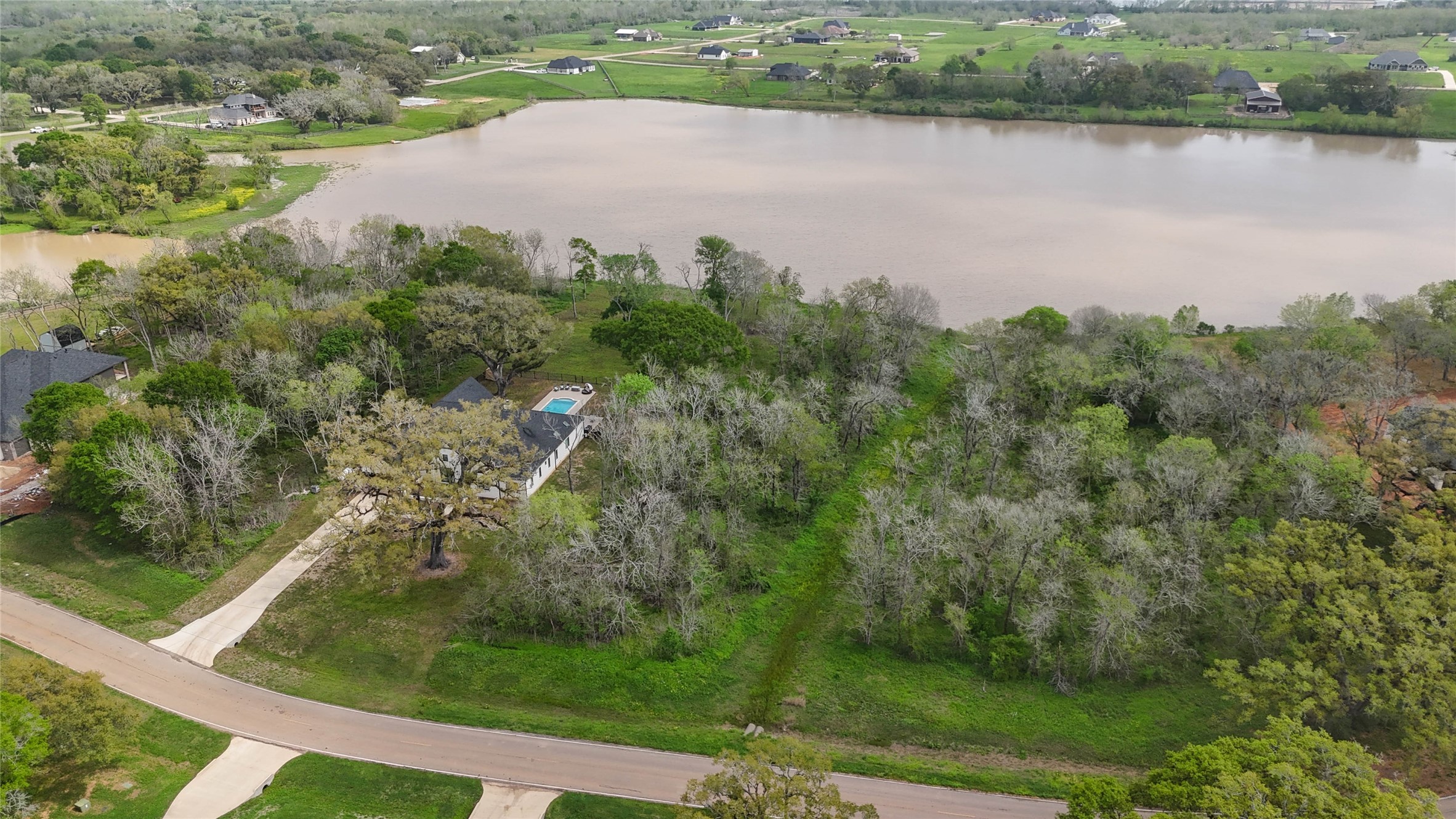 21502 Chenango Lake Drive Property Photo 1
