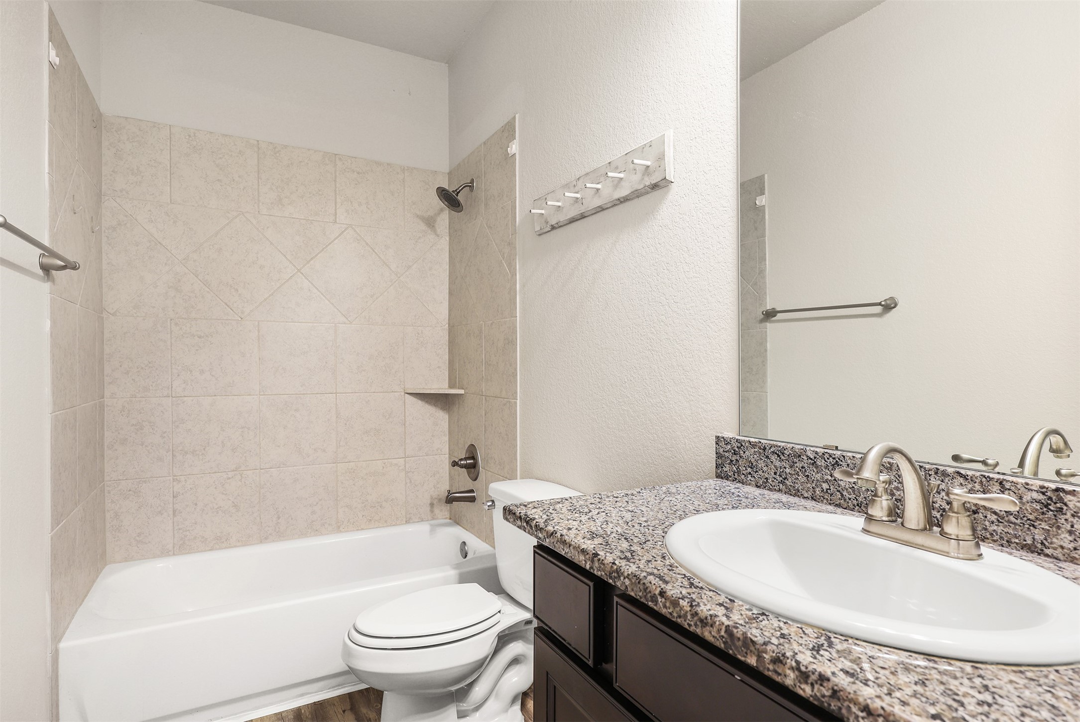 2225 Windy Sail Drive Property Photo 19