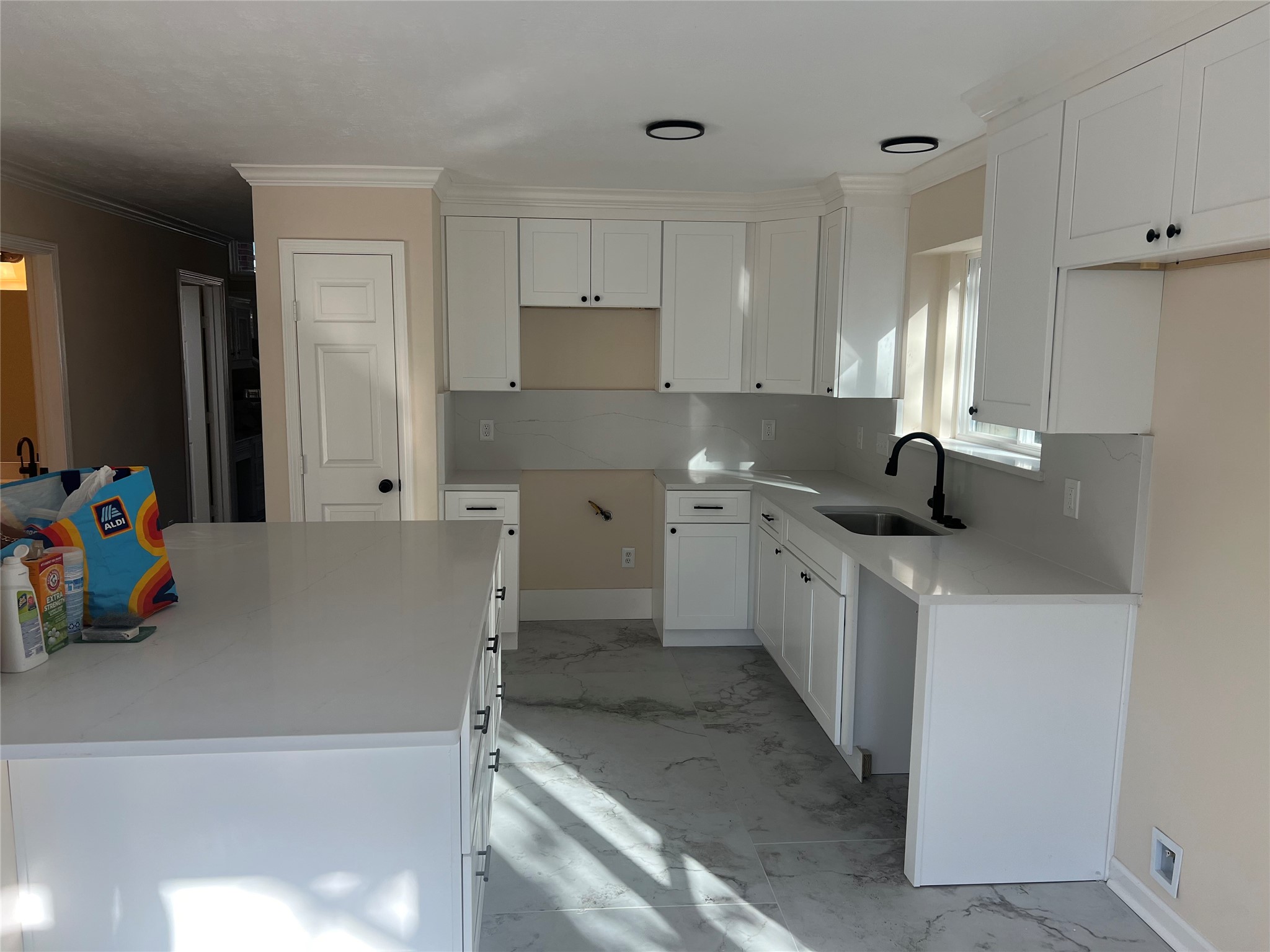 8023 Carmel Circle Property Photo 7