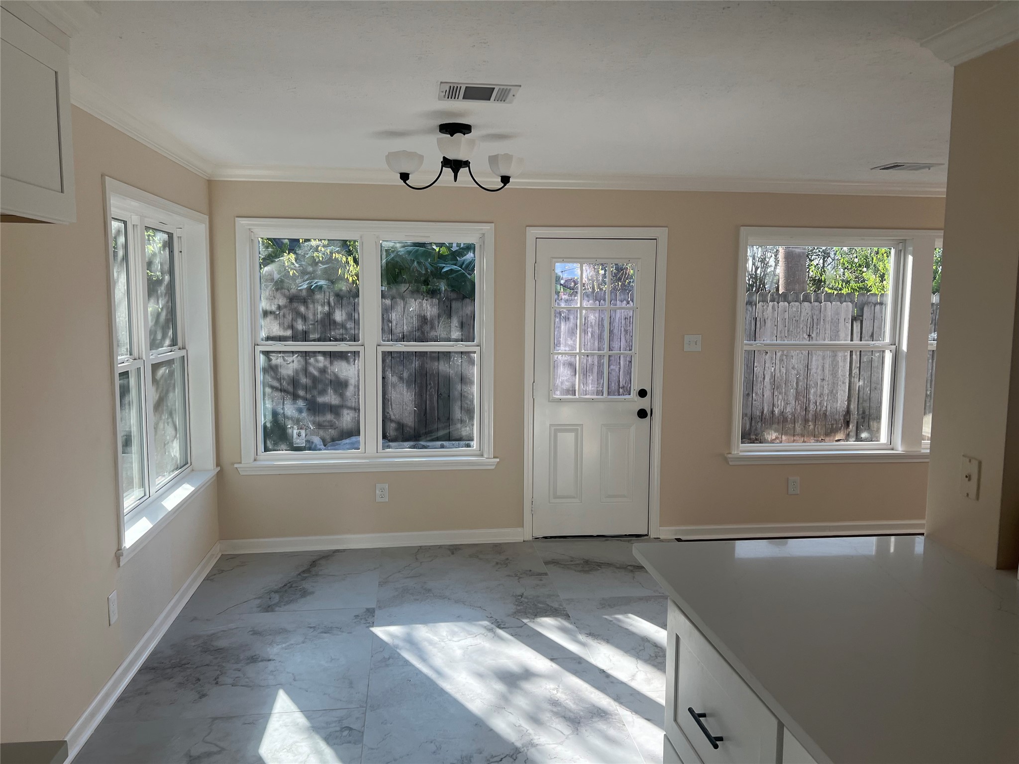 8023 Carmel Circle Property Photo 14