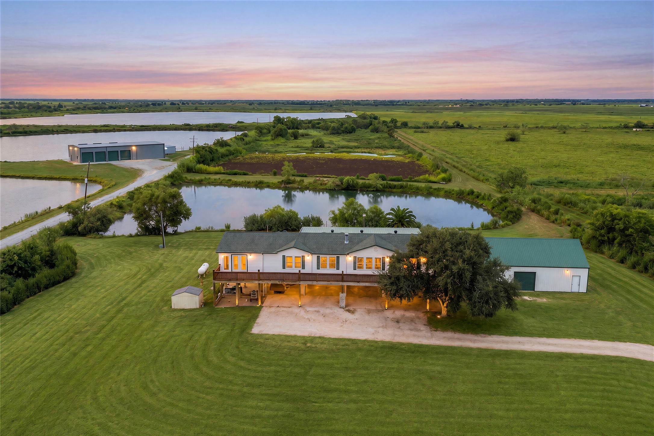 7493 Fm 365 Road Property Photo 4