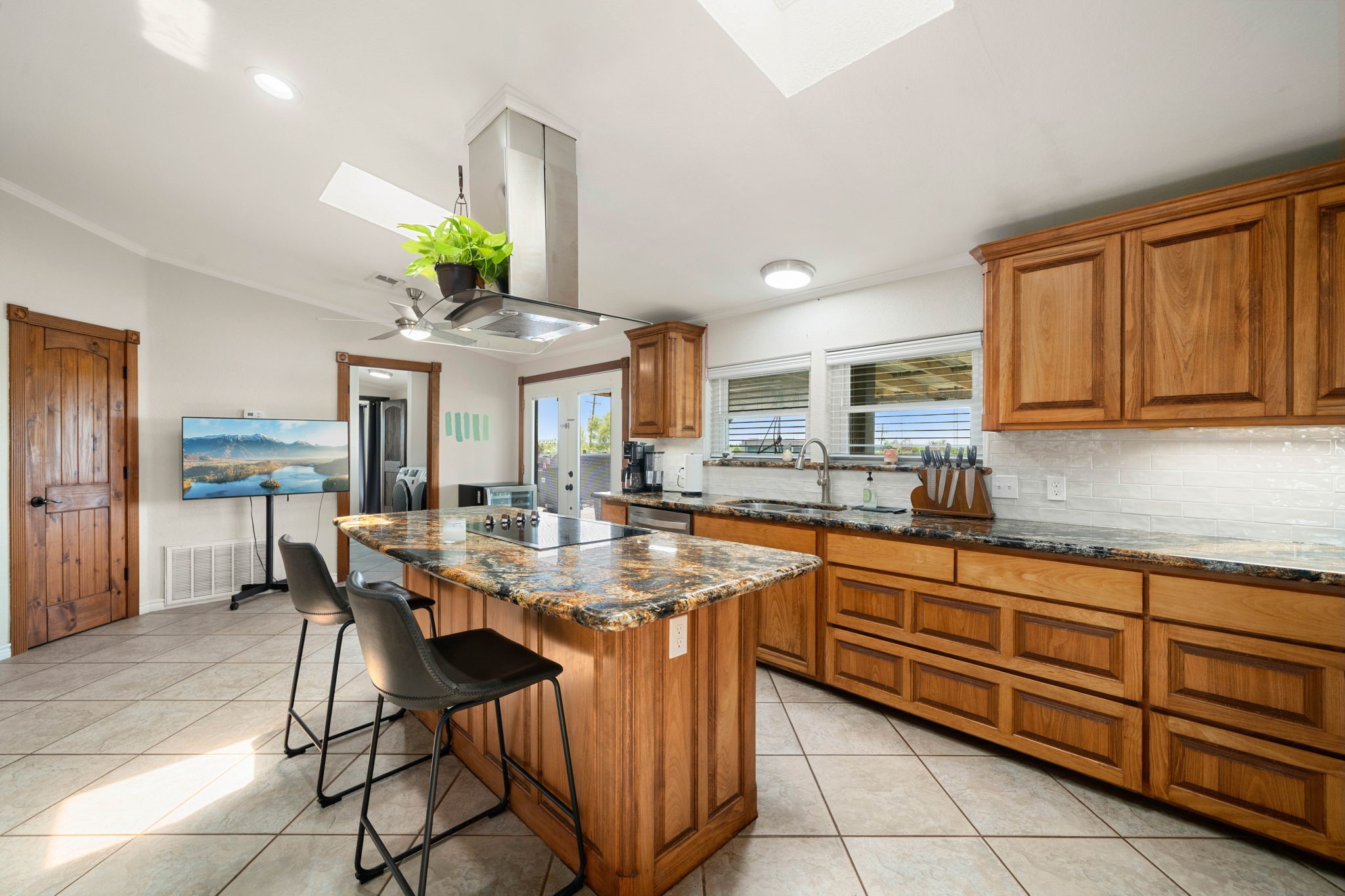 7493 Fm 365 Road Property Photo 14