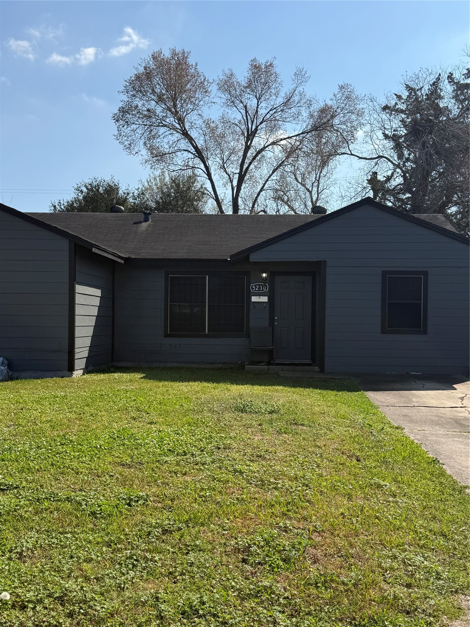 5230 Westover Street Property Photo 1