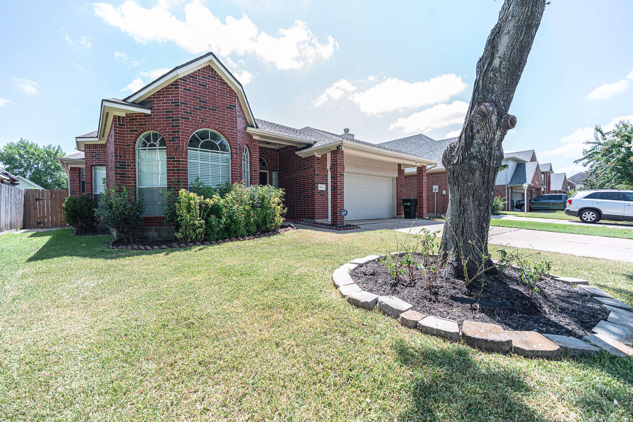 3143 W Hampton Drive Property Photo 19