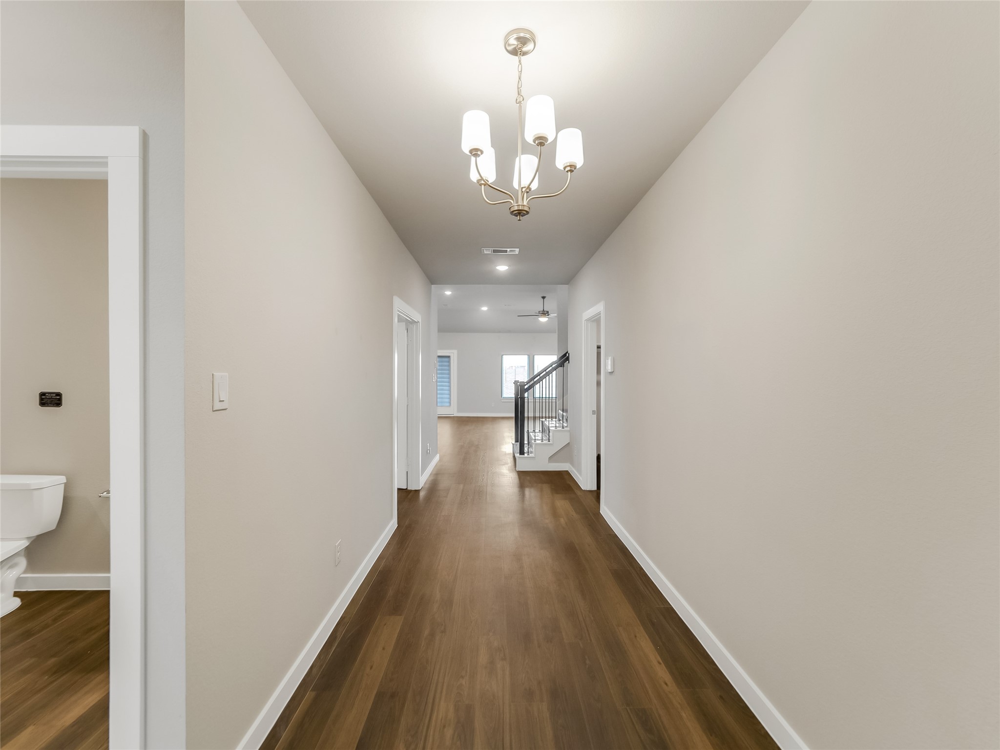 8634 Jetty Glen Drive Property Photo 6
