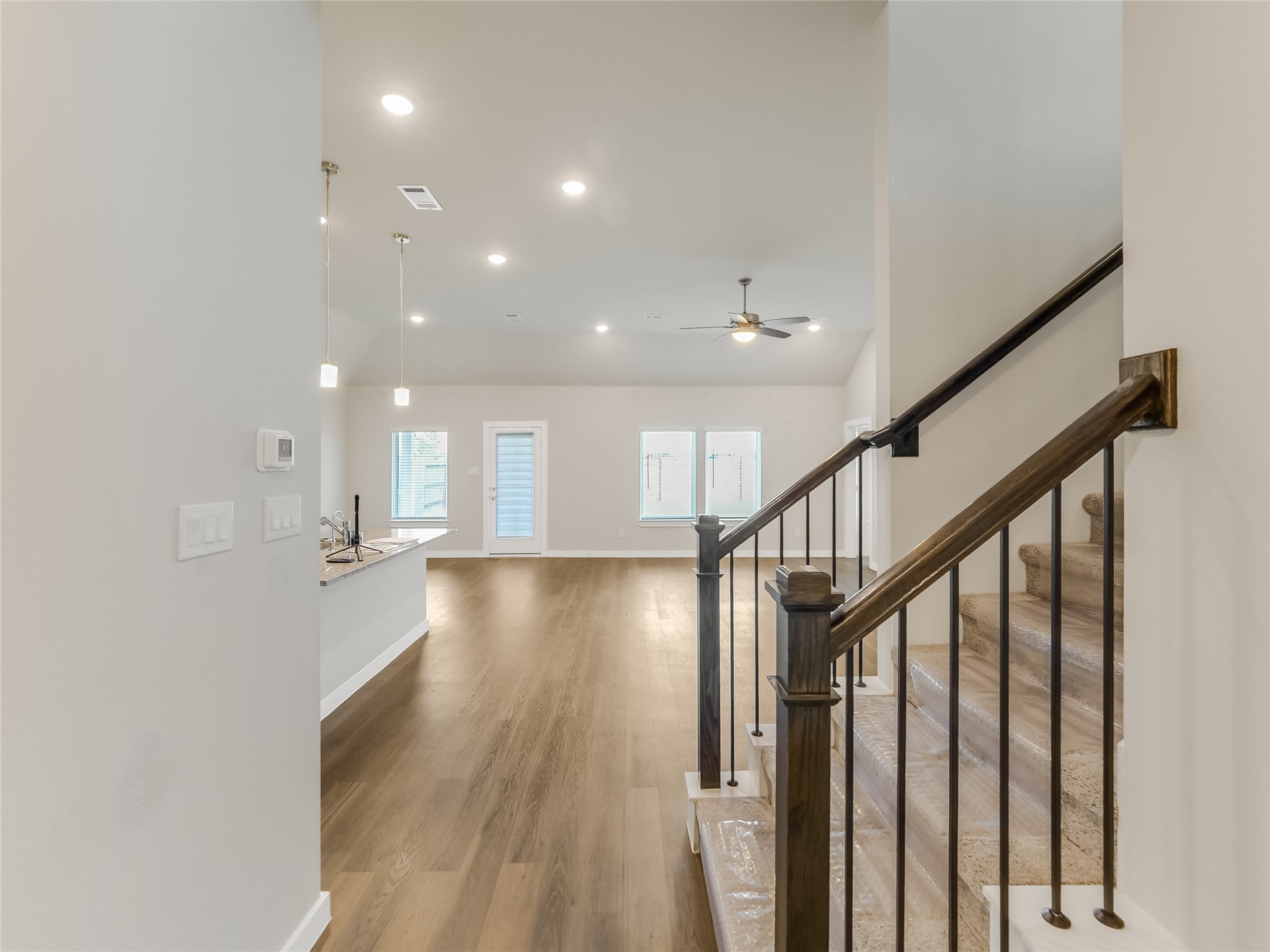 8634 Jetty Glen Drive Property Photo 13