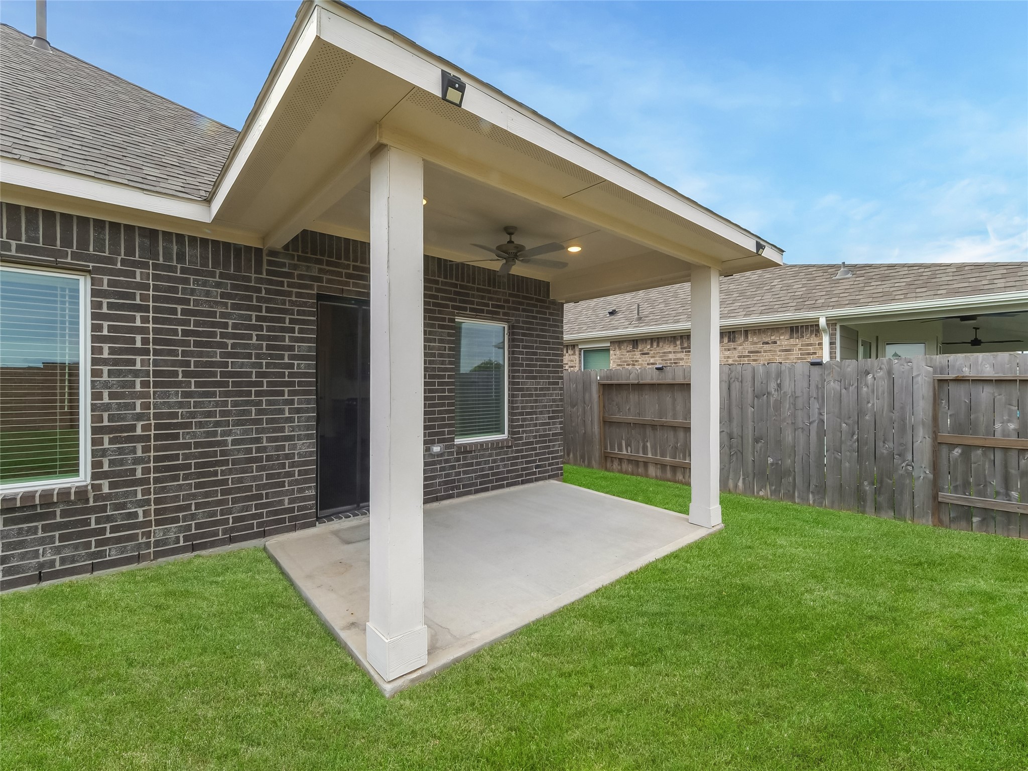 8634 Jetty Glen Drive Property Photo 40