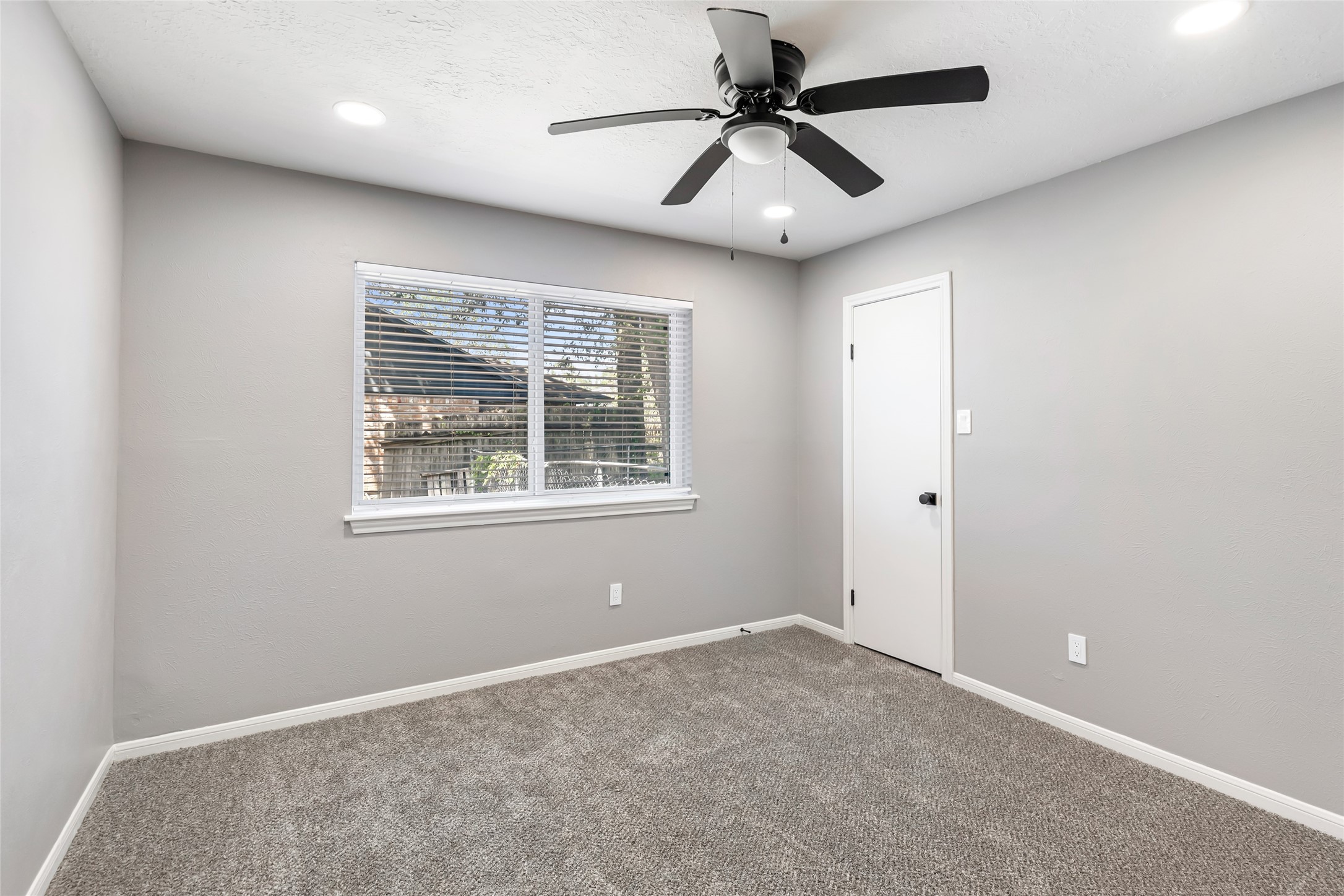 24610 Green Moss Drive Property Photo 32