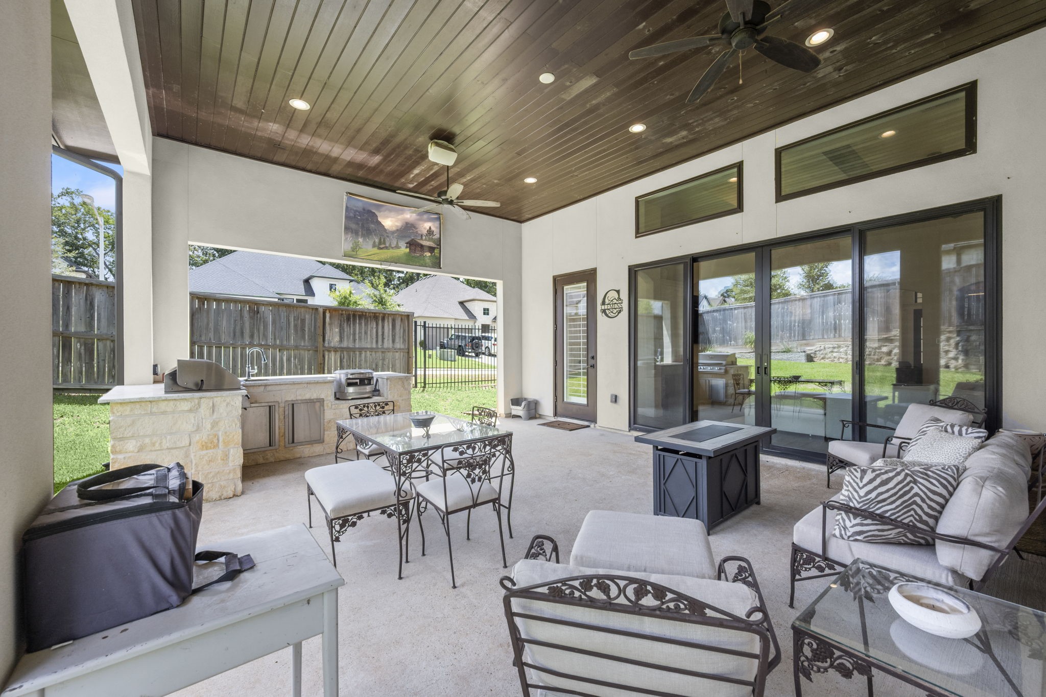 1715 Mission Oaks Court Property Photo 1