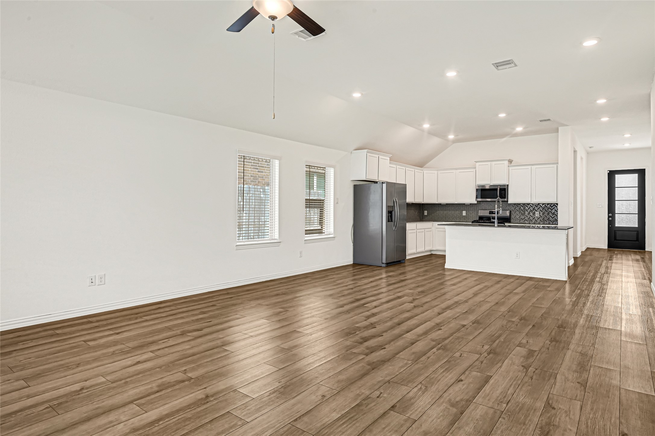 31422 Vineyard Creek Drive Property Photo 21