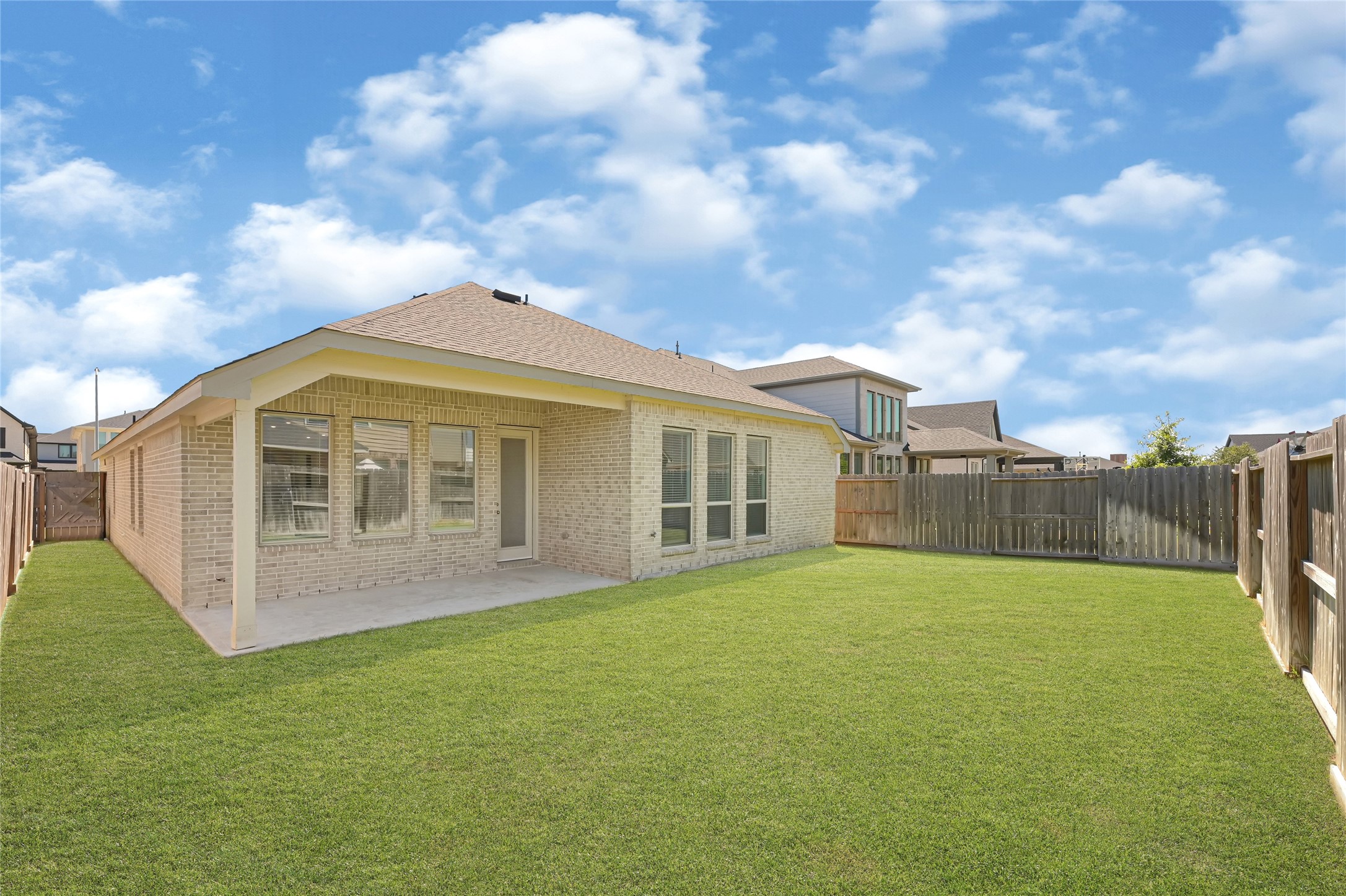 31422 Vineyard Creek Drive Property Photo 32