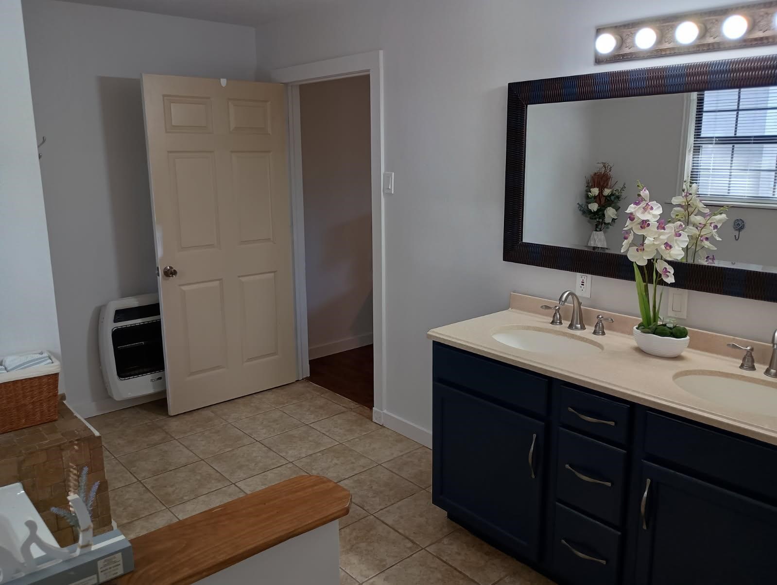 145 W Ivanhoe Drive Property Photo 16