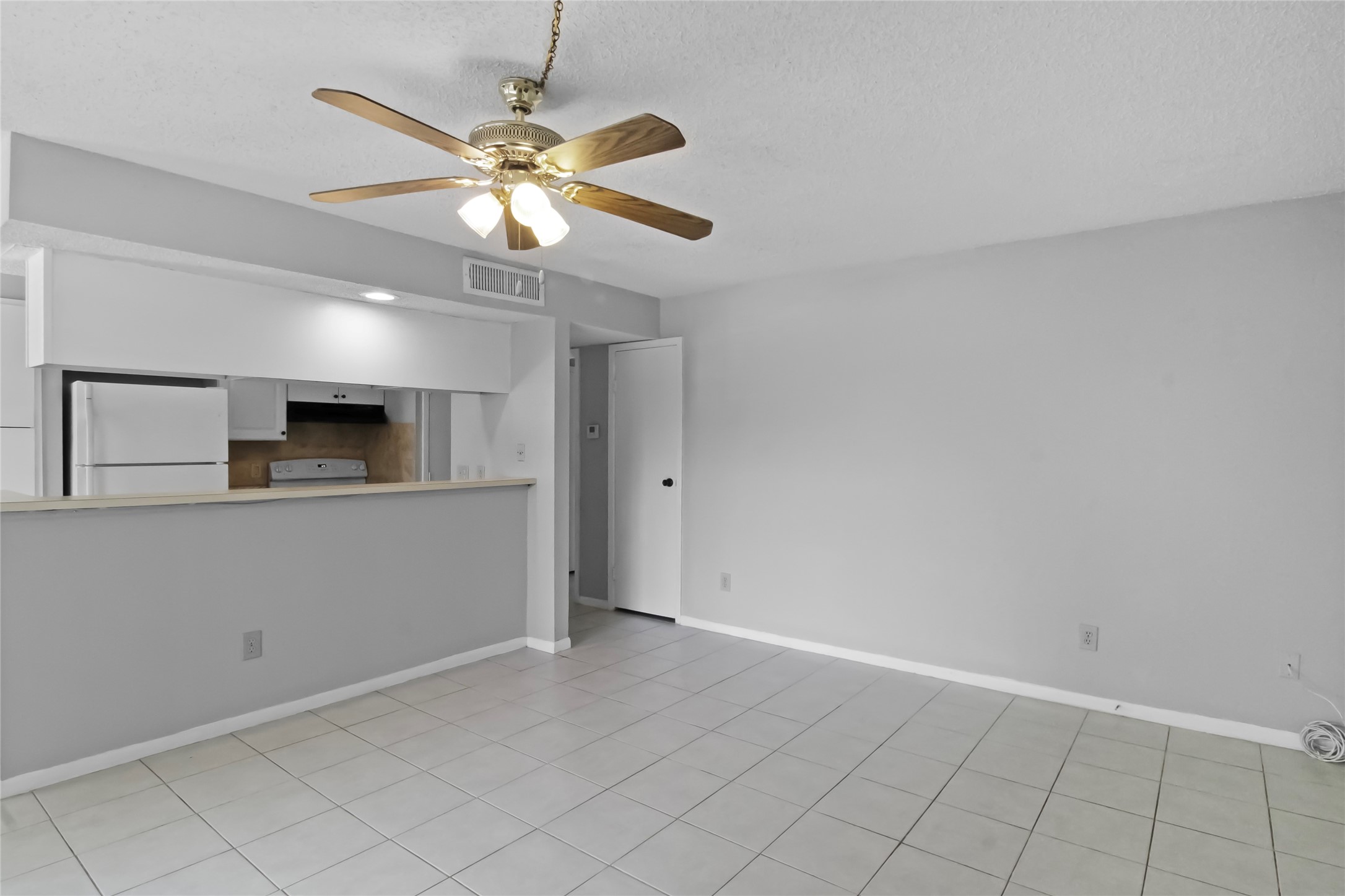 3919 Fairmont Parkway 257 Property Photo 2