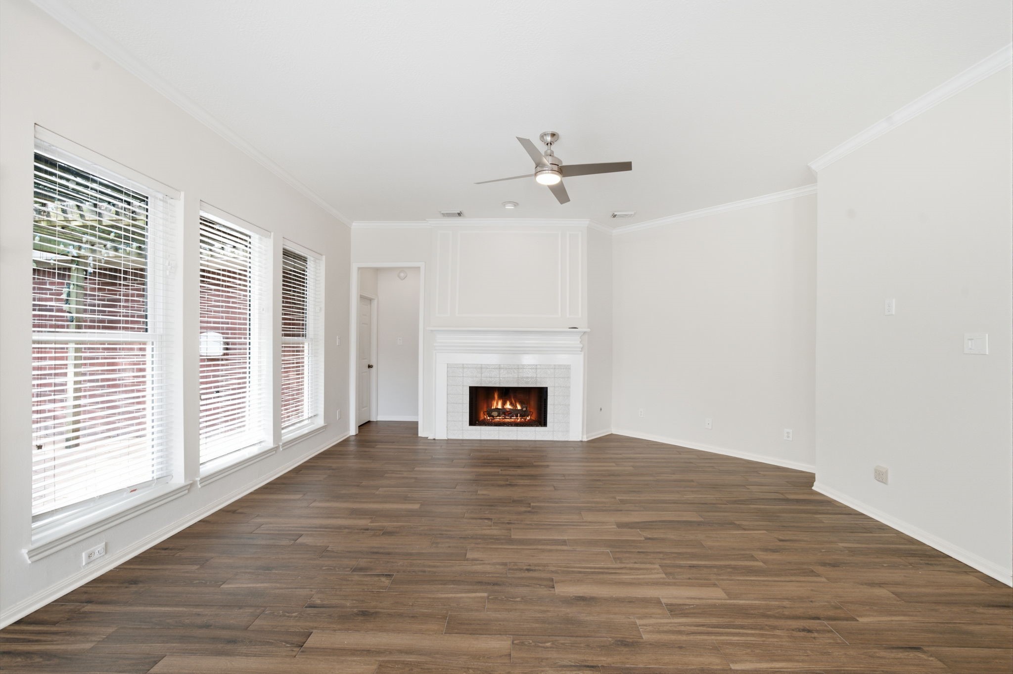 2214 Lytham Lane Property Photo 12