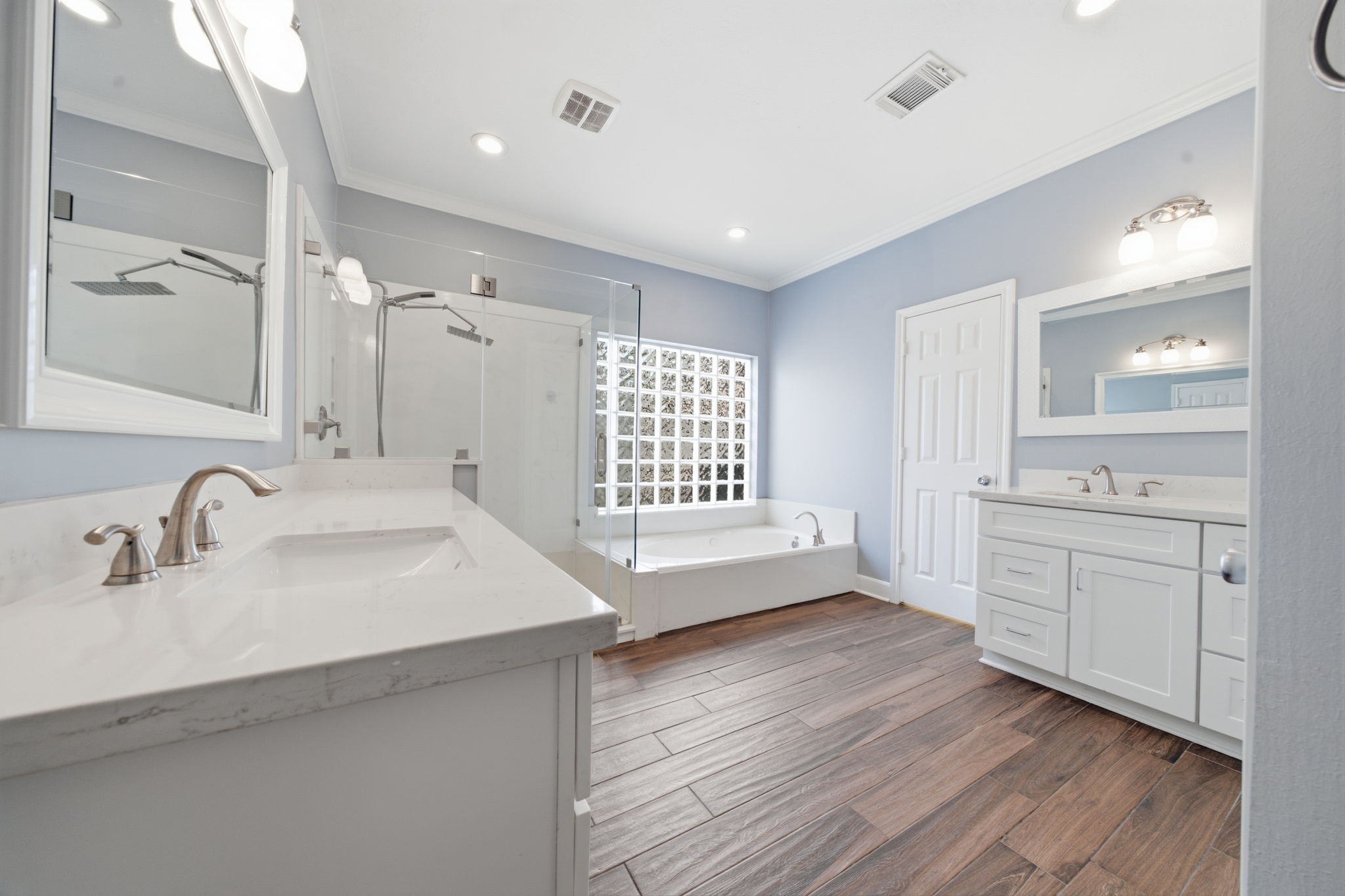 2214 Lytham Lane Property Photo 18