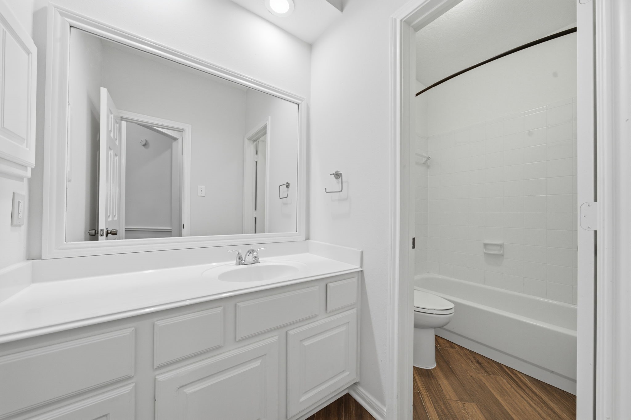 2214 Lytham Lane Property Photo 33