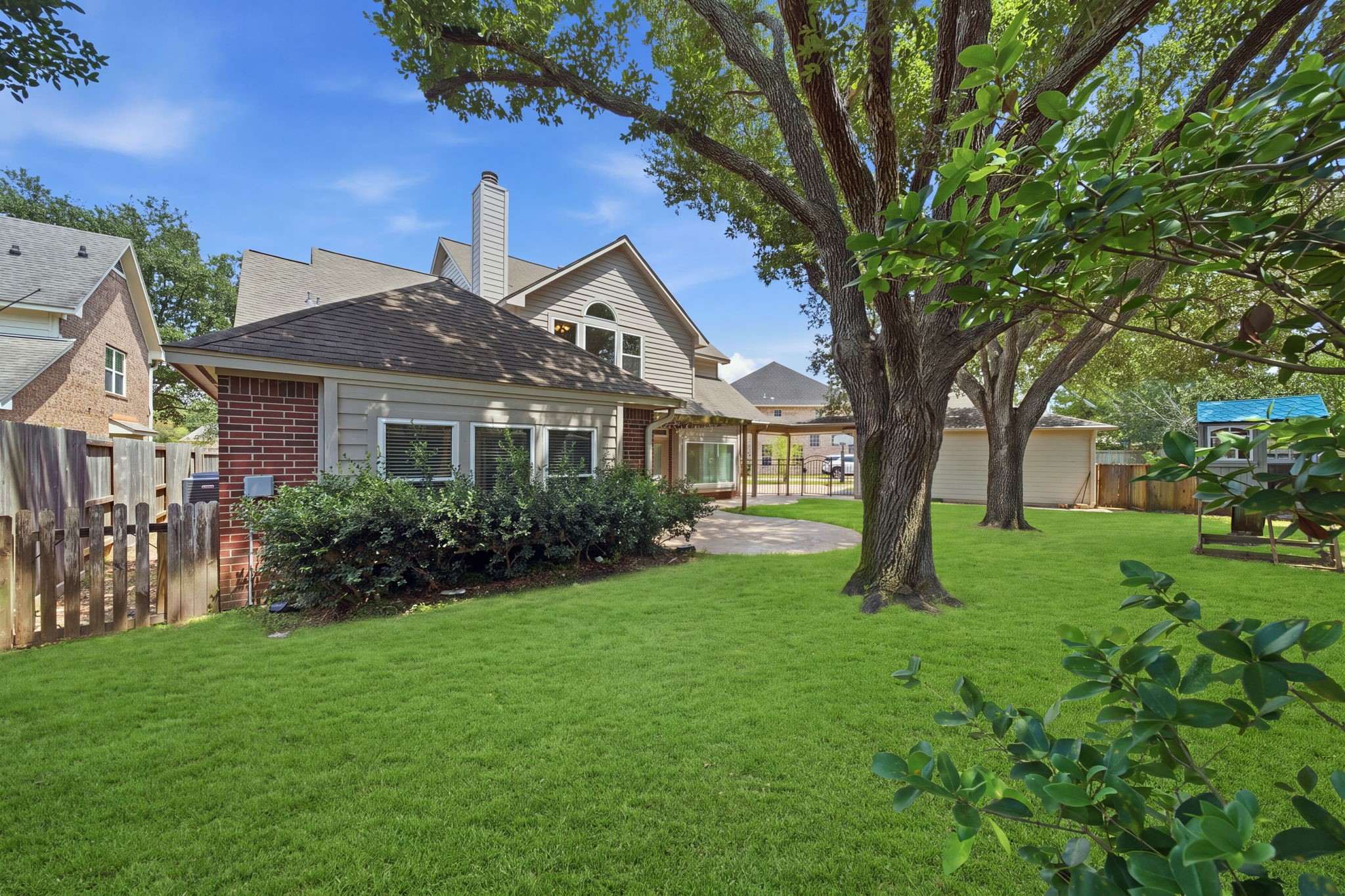2214 Lytham Lane Property Photo 41