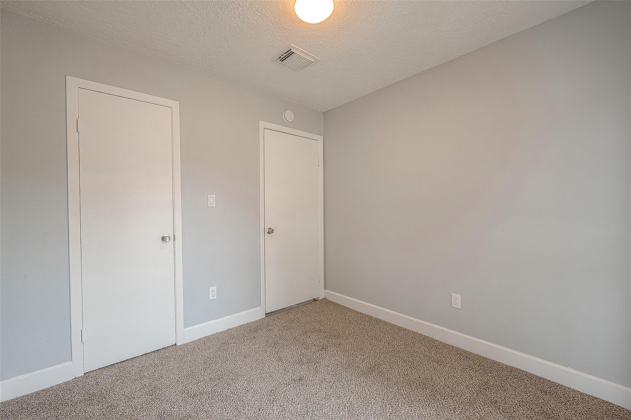 5020 Ridgevan Drive Property Photo 14