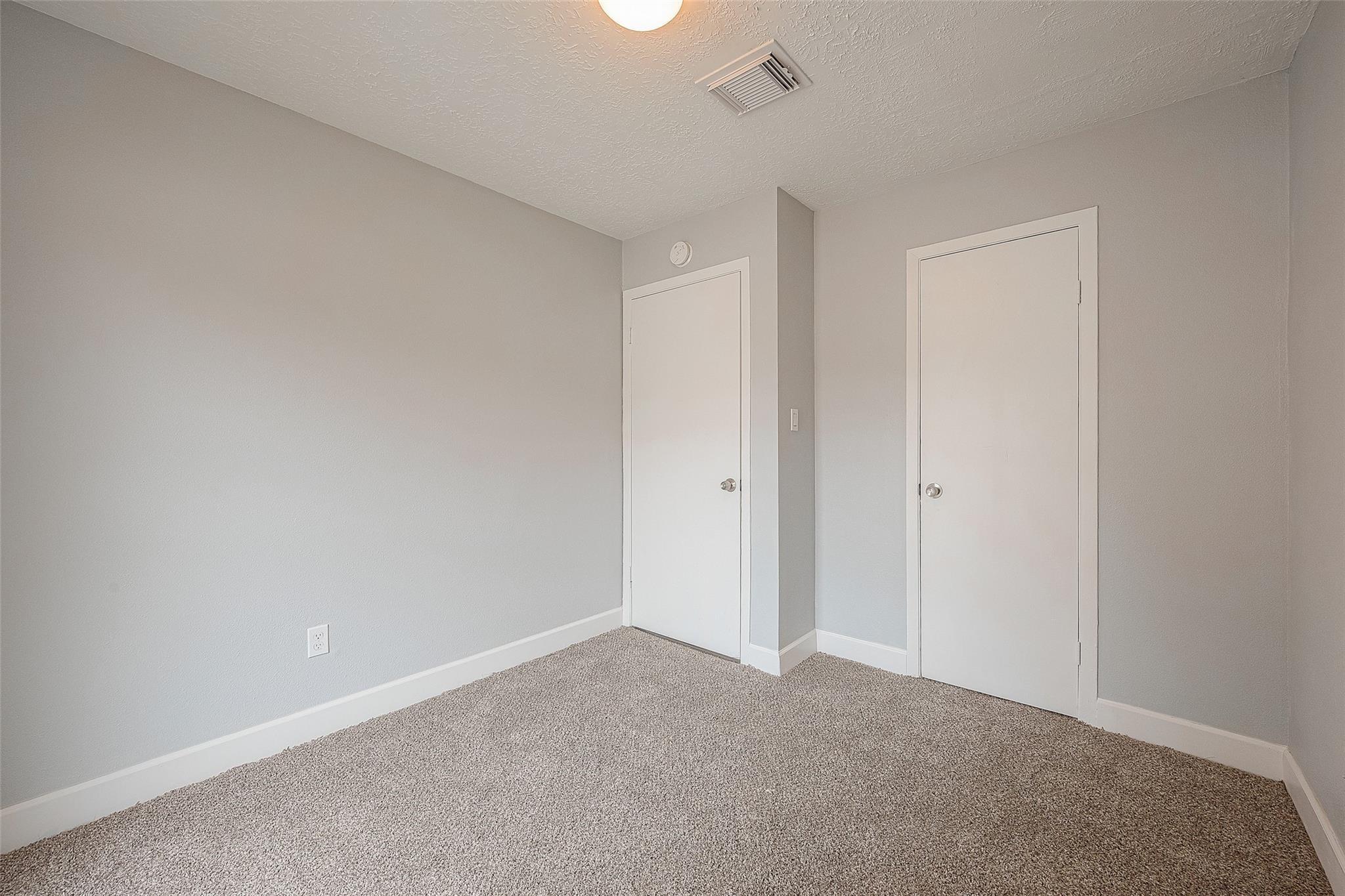 5020 Ridgevan Drive Property Photo 16