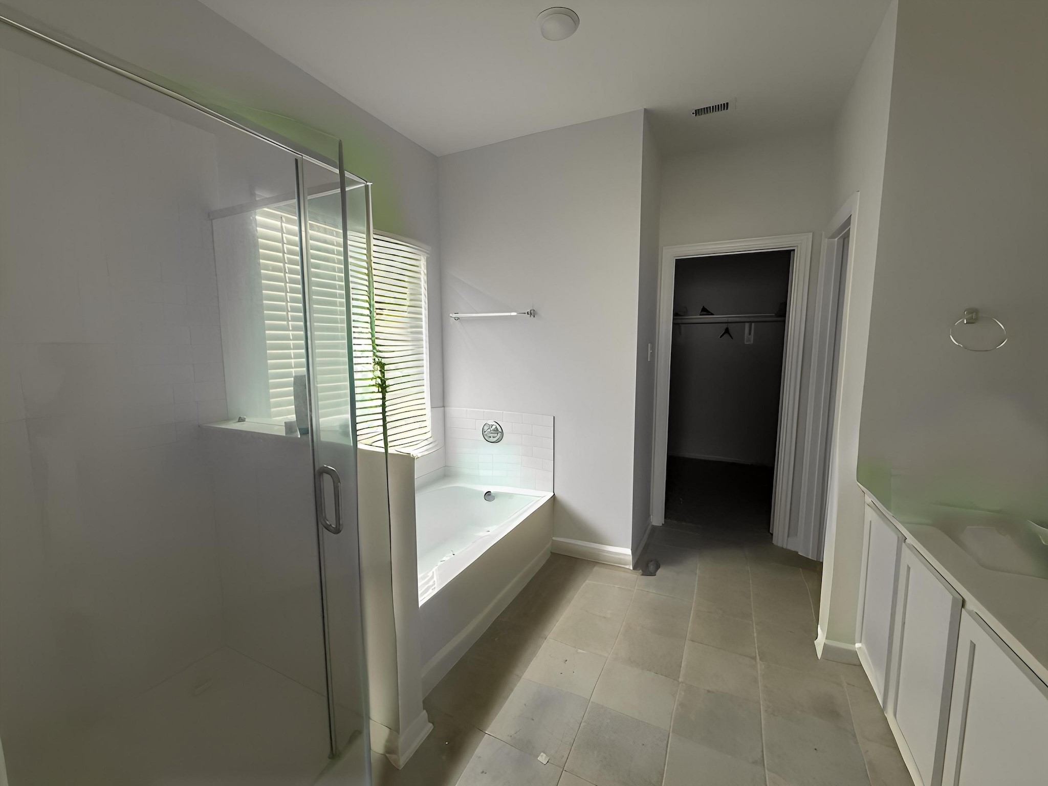 22218 Delphin Grove Drive Property Photo 3