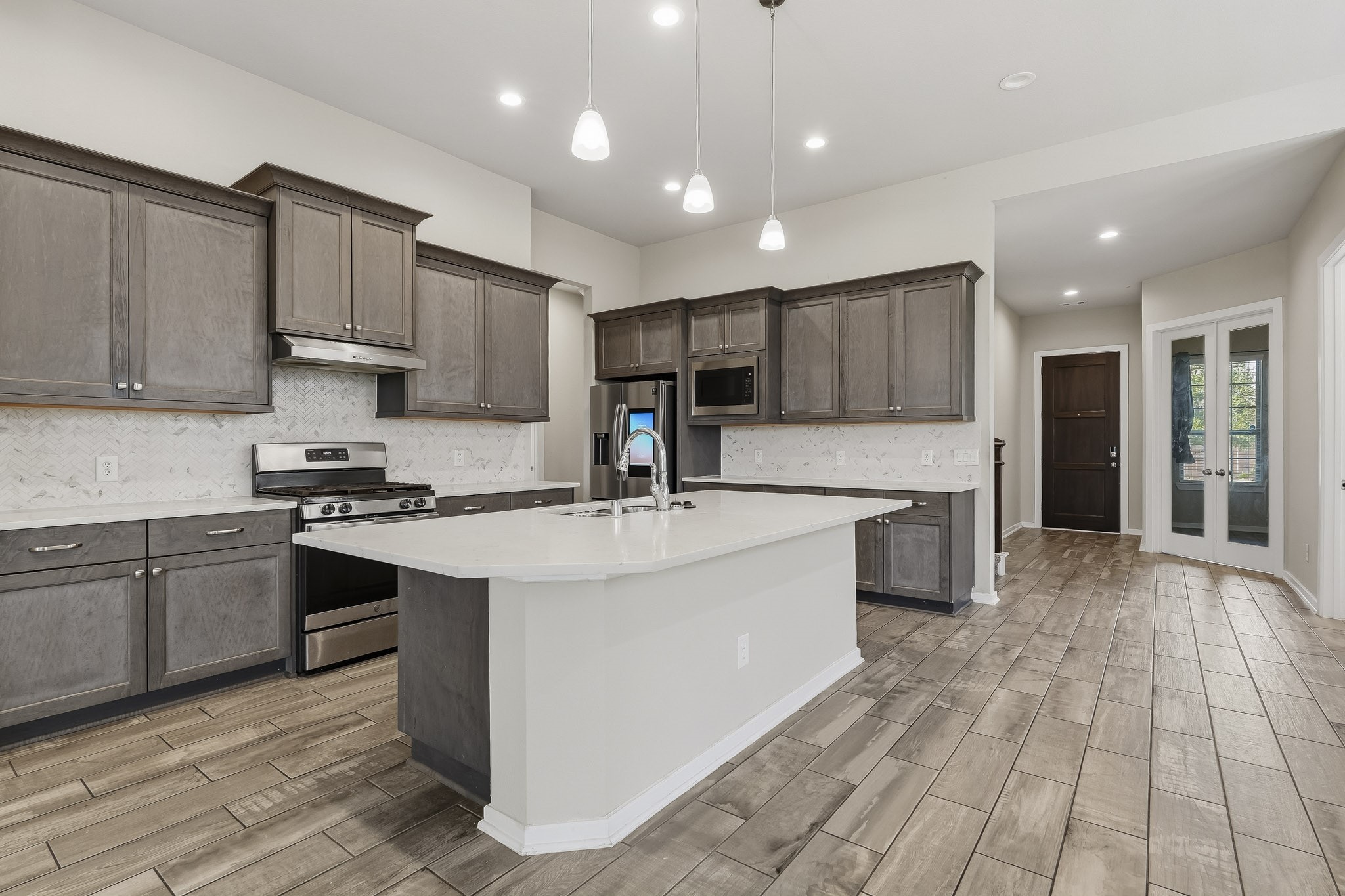 4510 Peloton Road Property Photo 10