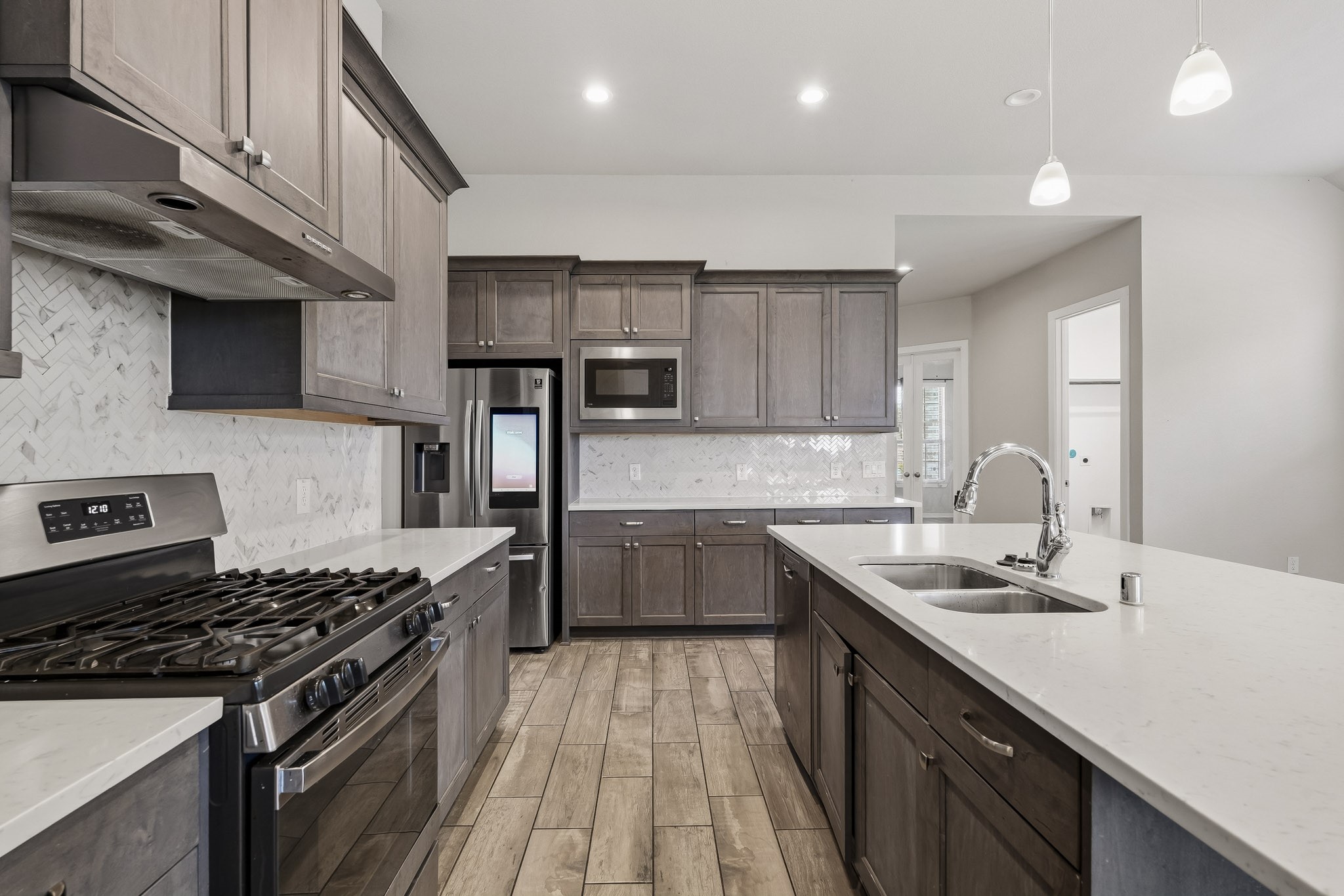 4510 Peloton Road Property Photo 12
