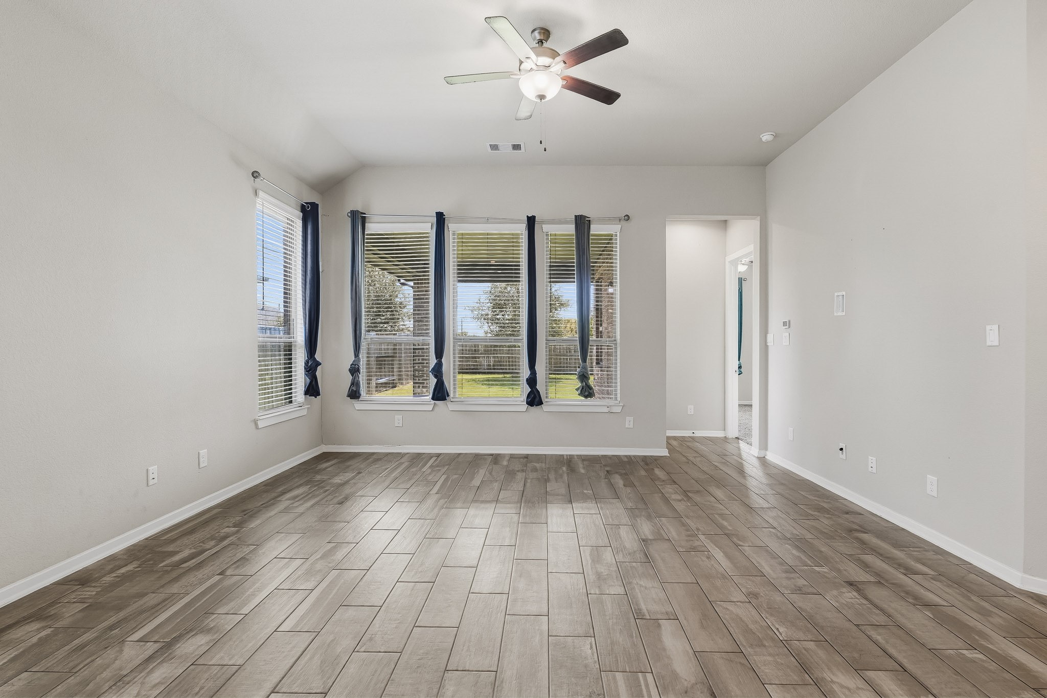 4510 Peloton Road Property Photo 13