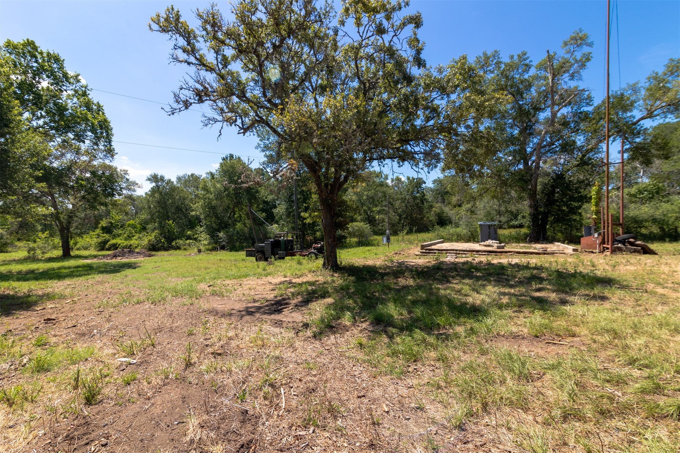 27108 Highway 6 Property Photo 17